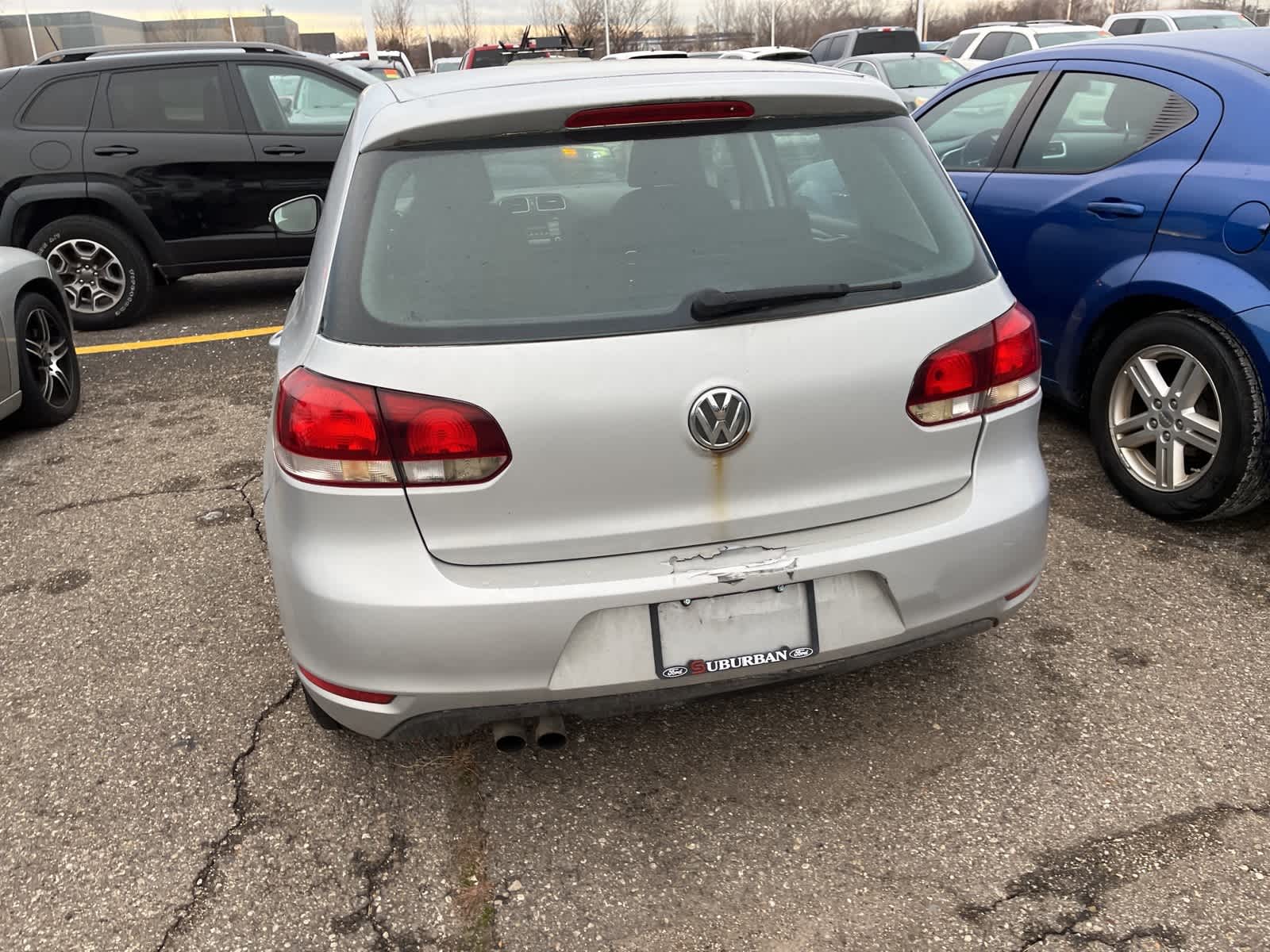 Thumbnail: 2010 Volkswagen Golf - 11