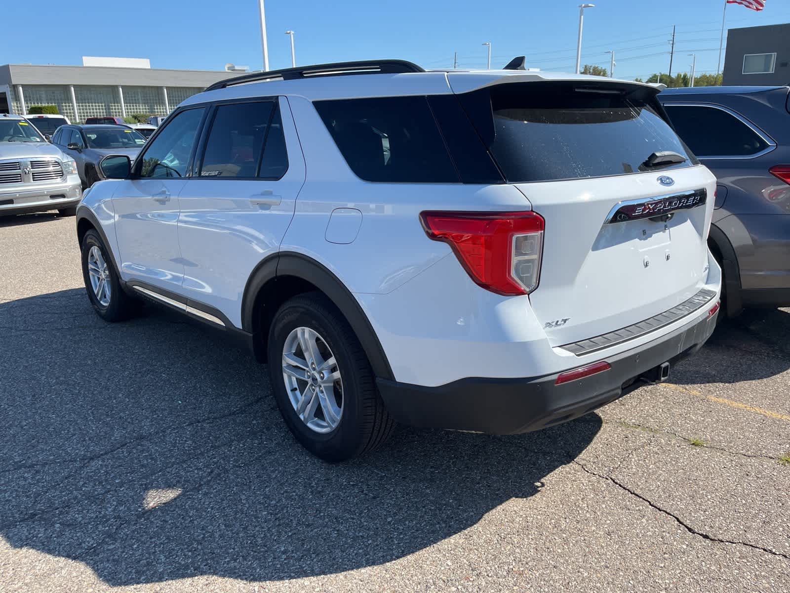 Thumbnail: 2022 Ford Explorer - 8
