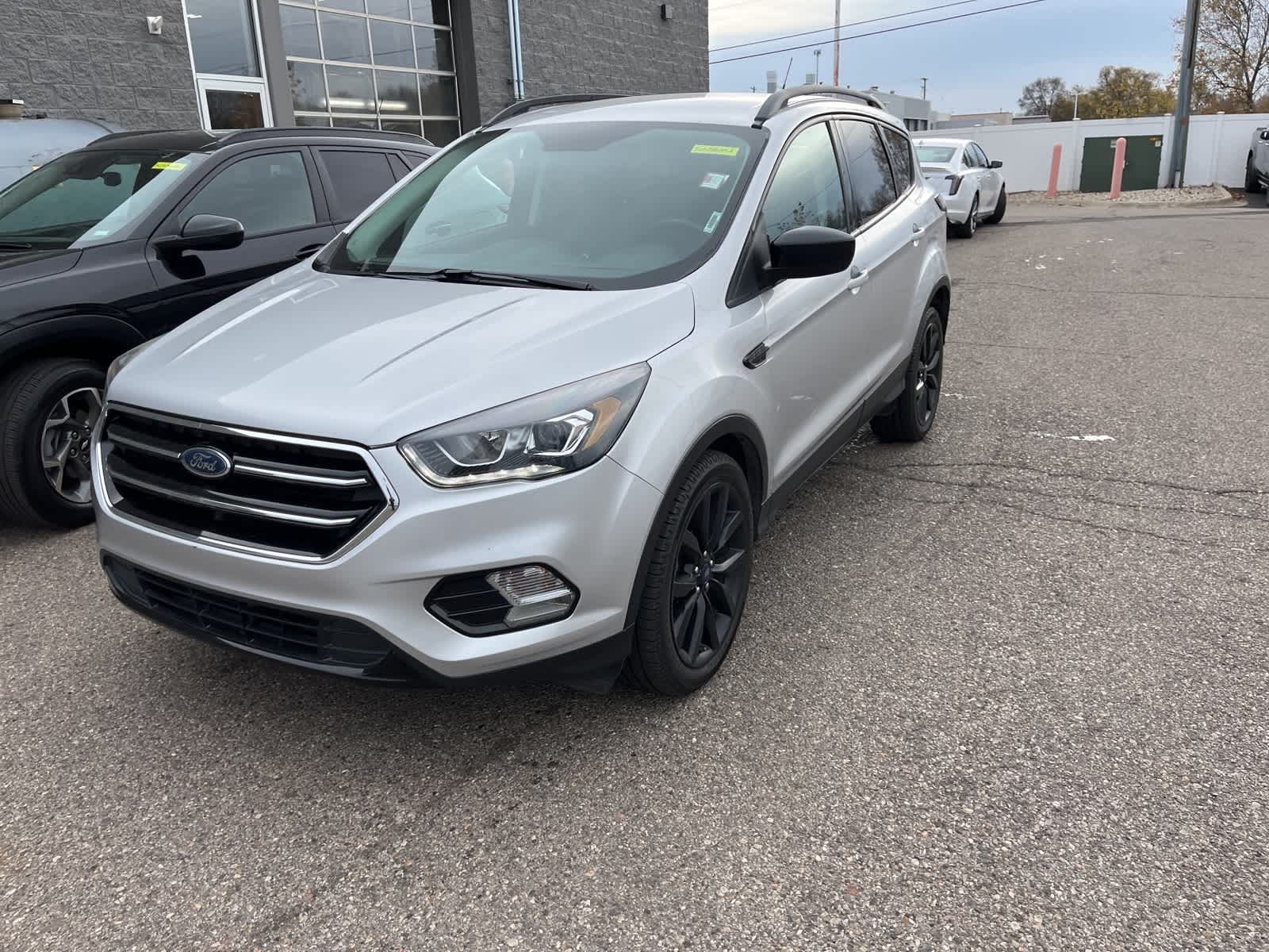 Thumbnail: 2018 Ford Escape - 4