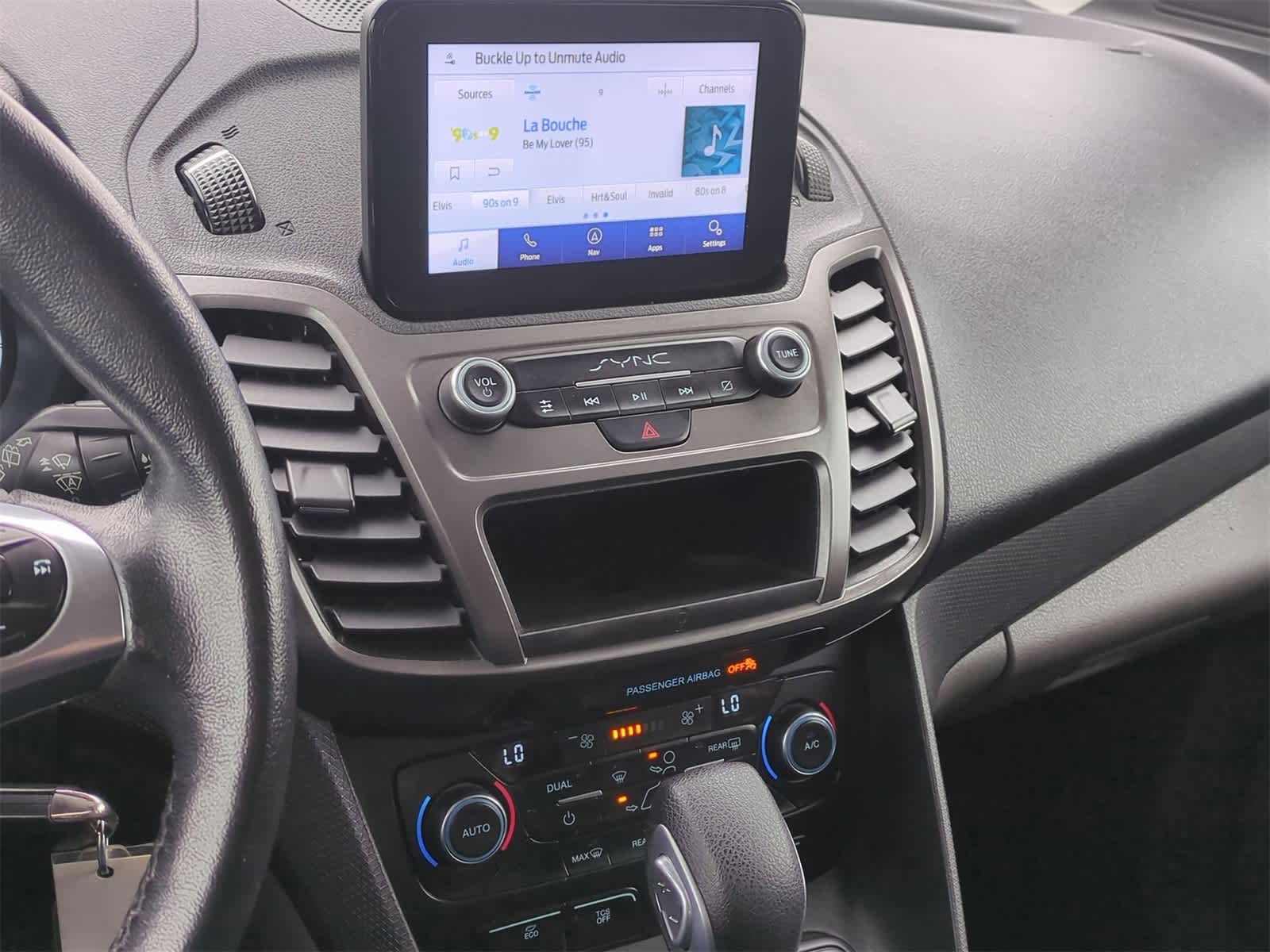Thumbnail: 2019 Ford Transit Series - 27