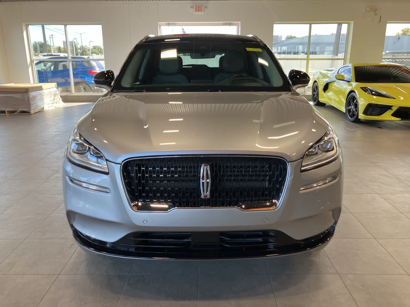 Thumbnail: 2022 Lincoln Corsair - 2