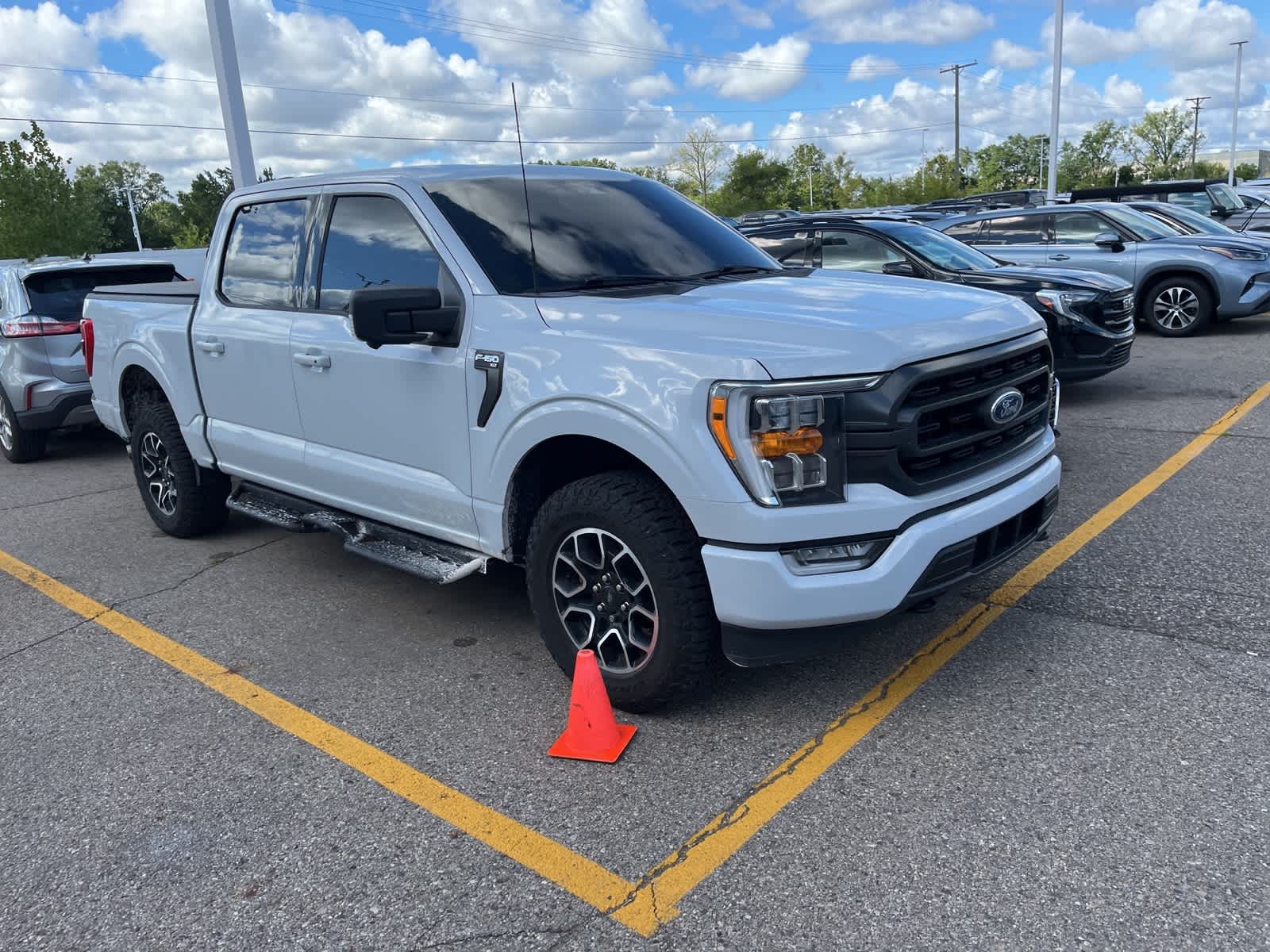 Thumbnail: 2022 Ford F-150 - 17
