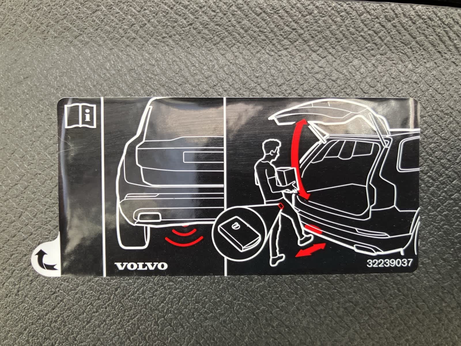 Thumbnail: 2022 Volvo XC90 - 28