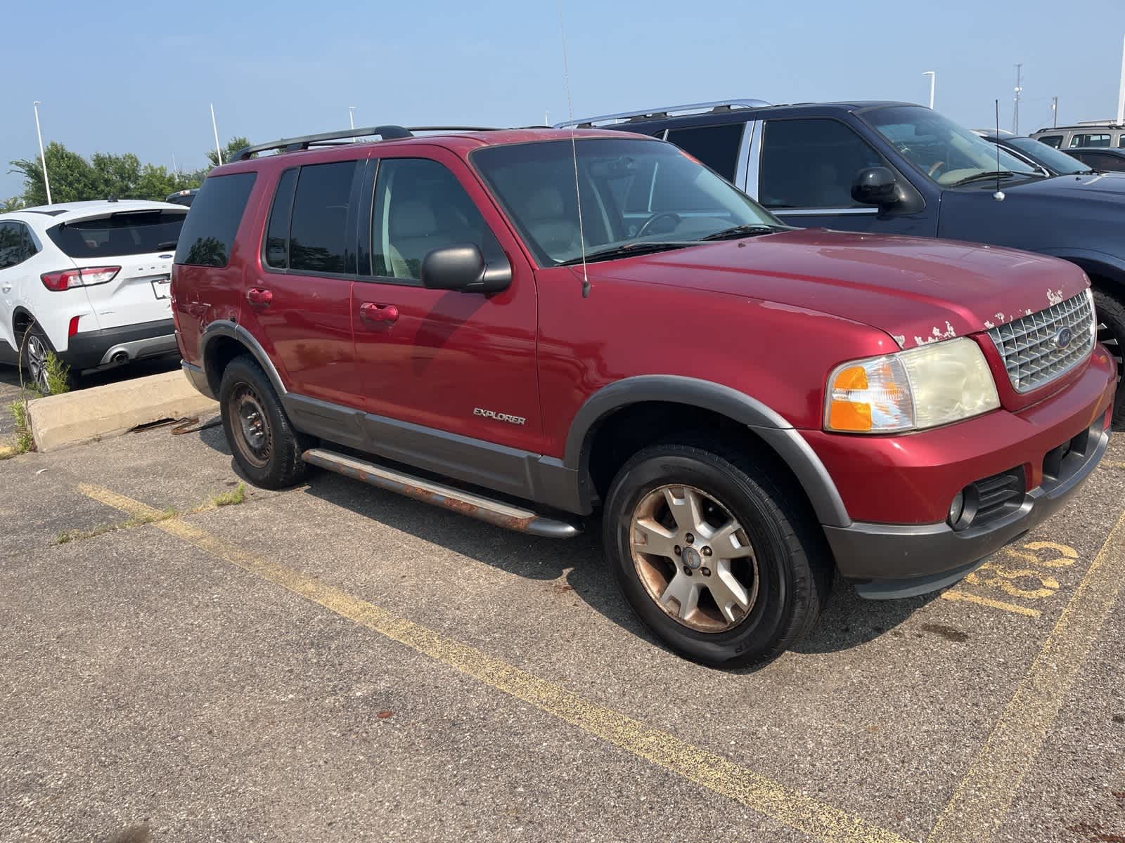 Thumbnail: 2004 Ford Explorer - 14