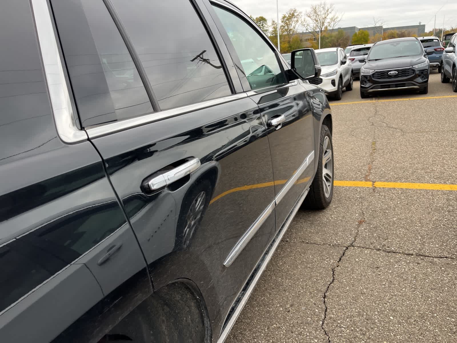 Thumbnail: 2017 Cadillac Escalade - 17