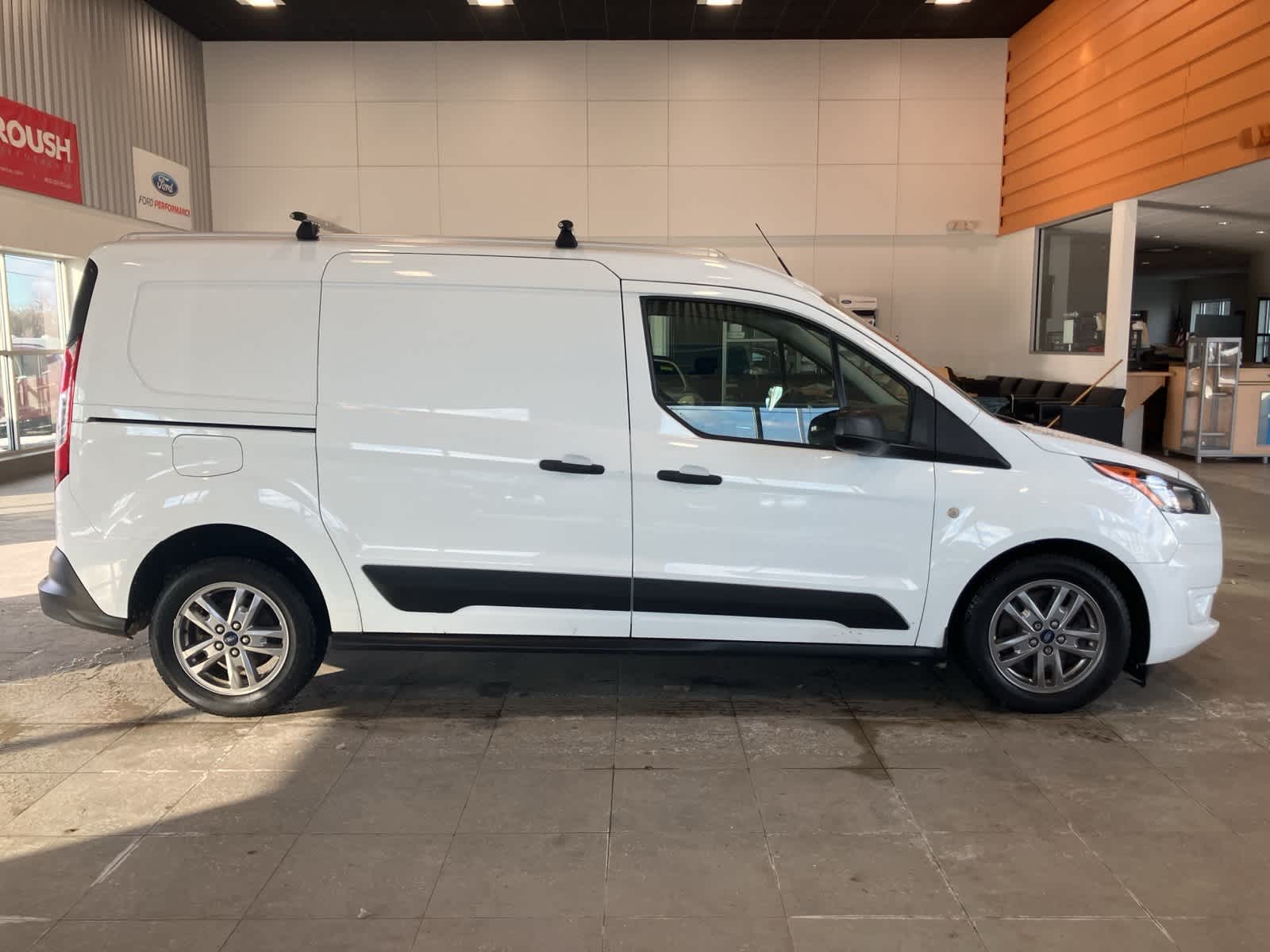 Thumbnail: 2022 Ford Transit Series - 4