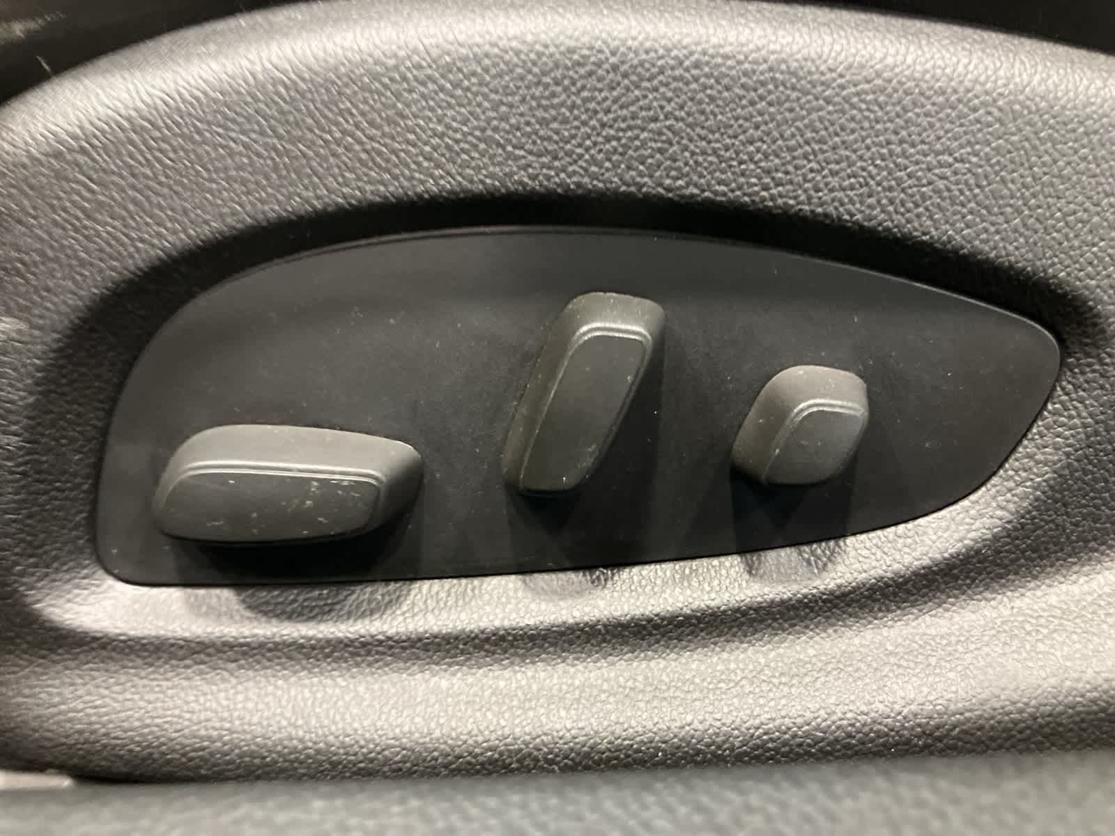 Thumbnail: 2015 Cadillac ATS - 13