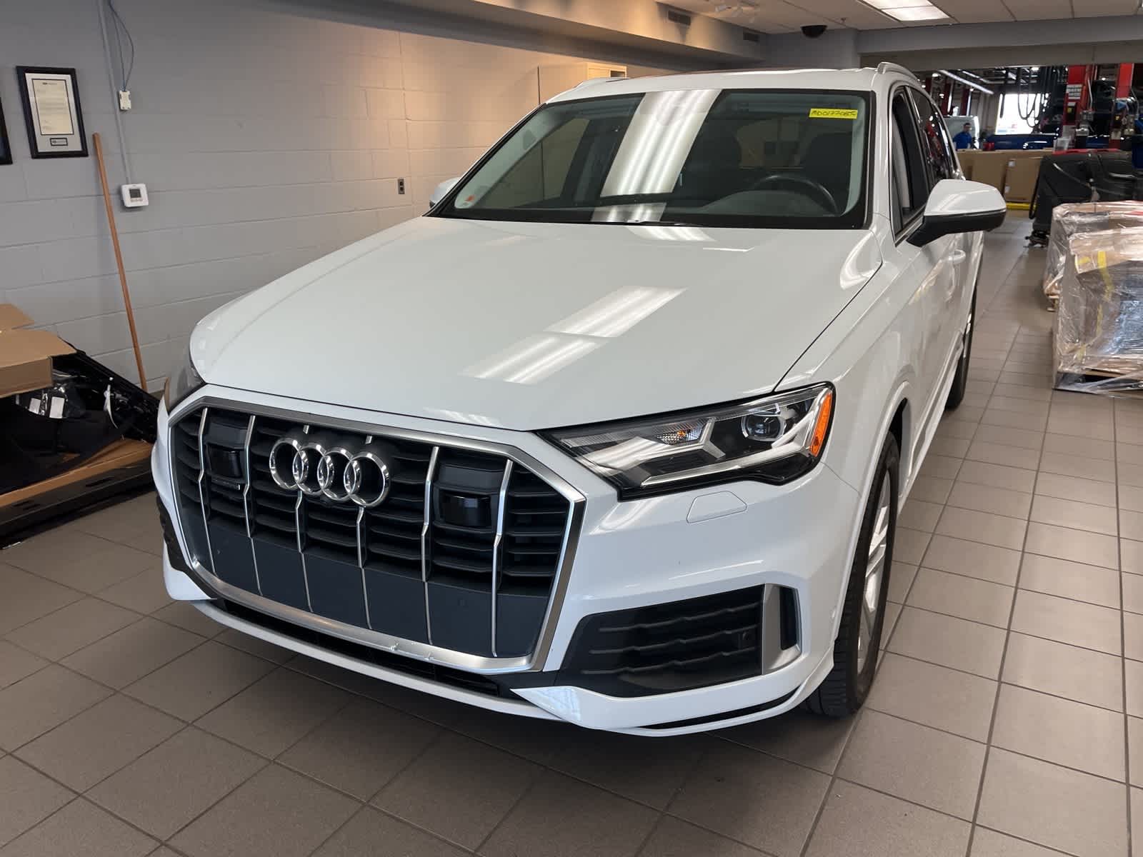 Thumbnail: 2021 Audi Q7 - 3
