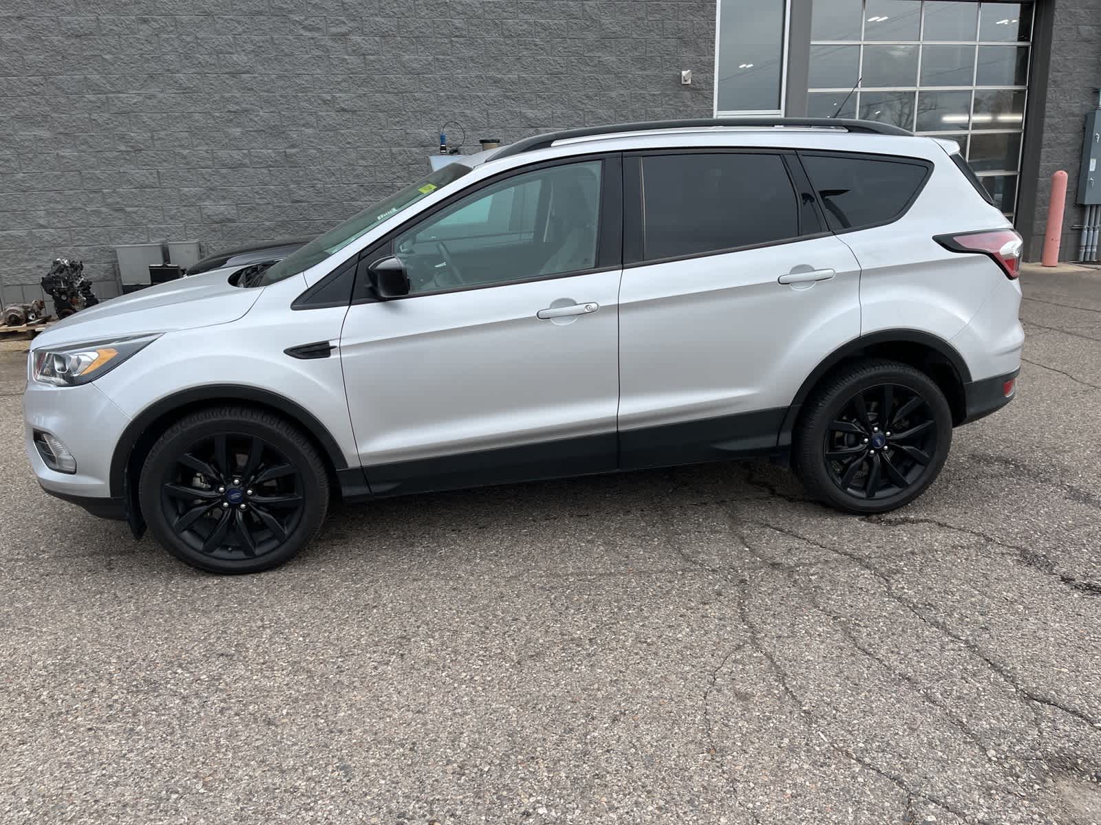Thumbnail: 2018 Ford Escape - 8