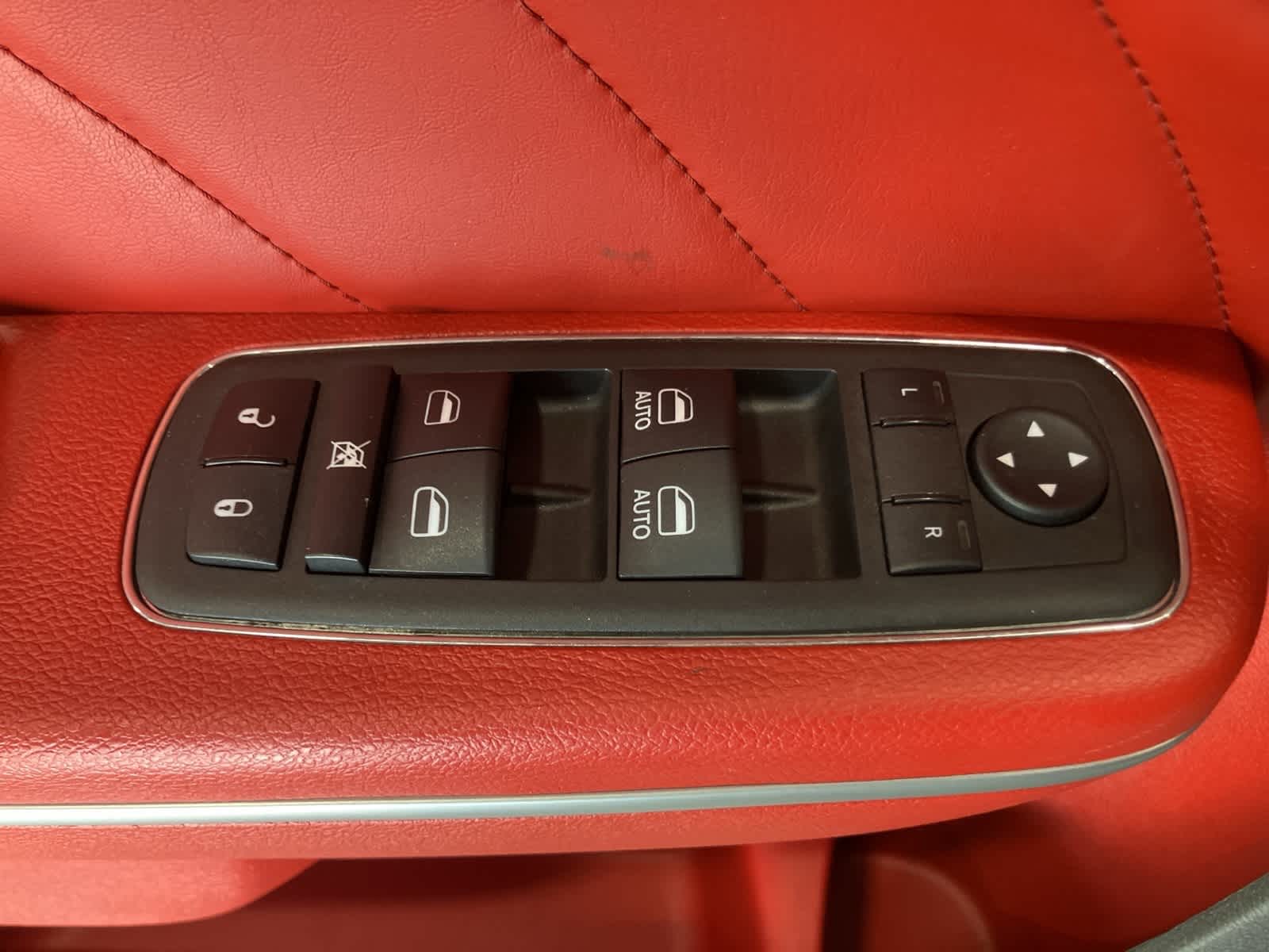 Thumbnail: 2022 Dodge Charger - 14