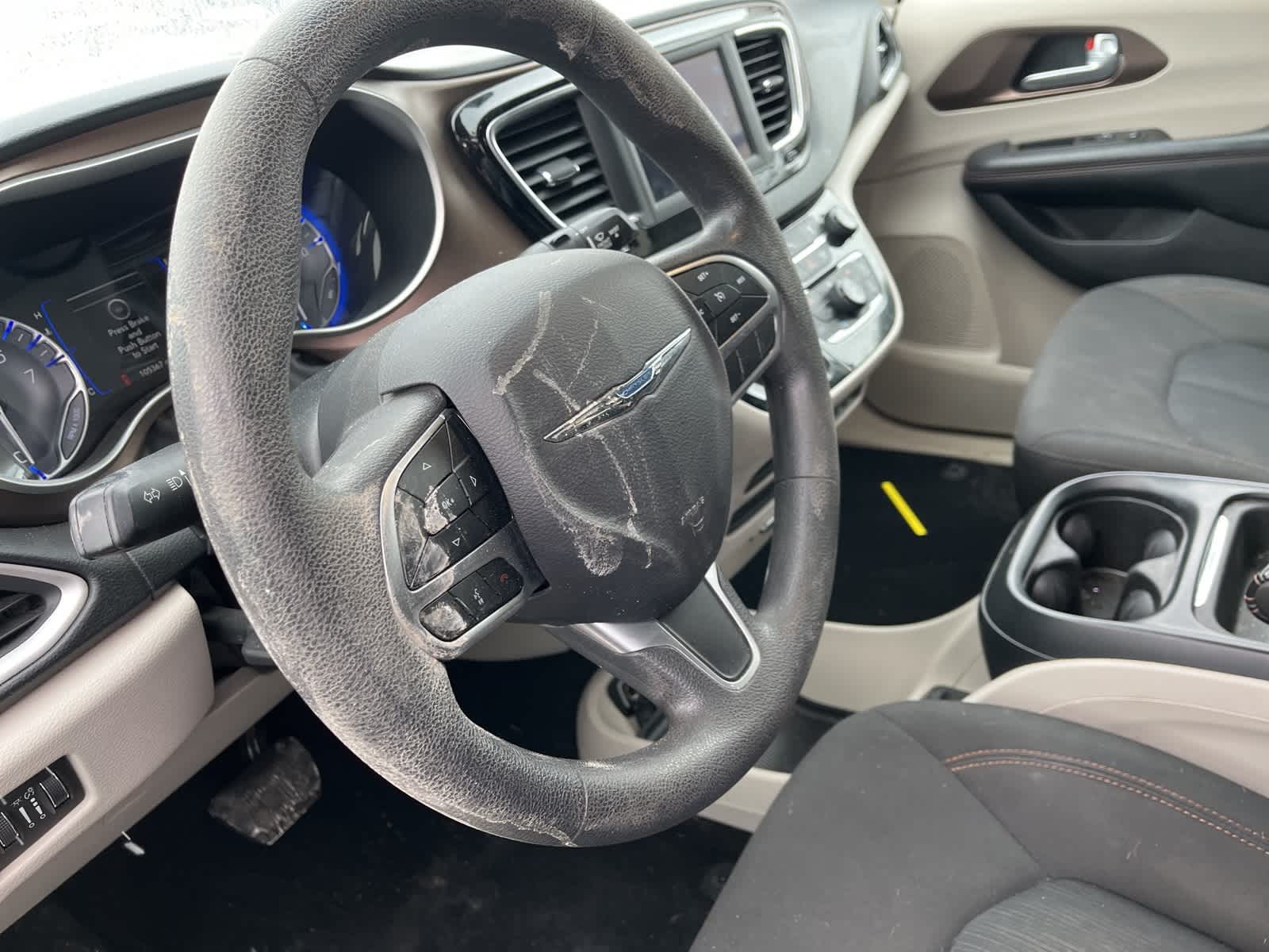 Thumbnail: 2018 Chrysler Pacifica - 27