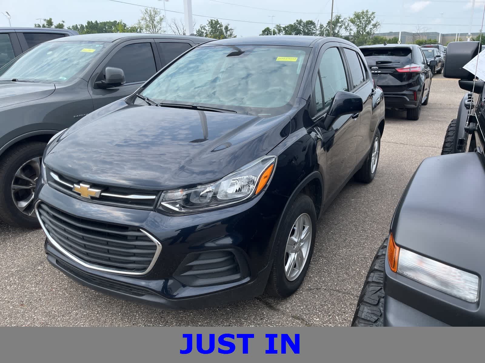 Thumbnail: 2021 Chevrolet Trax - 1