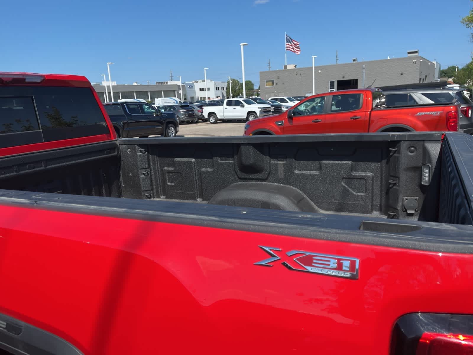 Thumbnail: 2022 GMC Sierra 2500 - 10