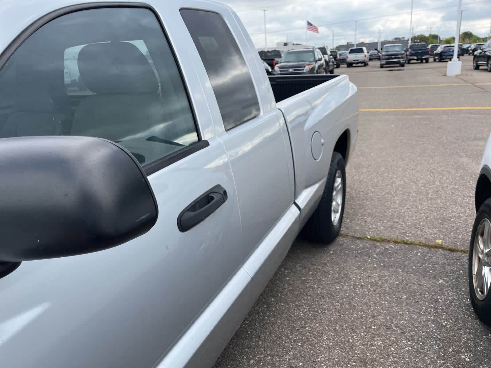 Thumbnail: 2007 Dodge Dakota - 7