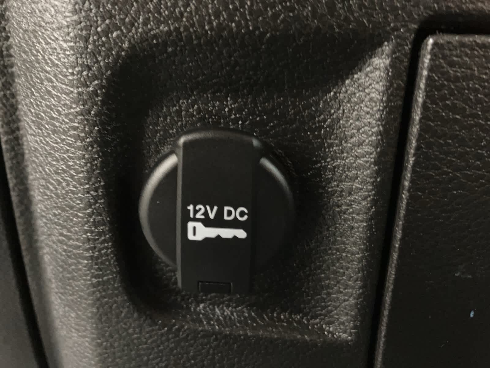 Thumbnail: 2023 RAM 1500 Classic - 16