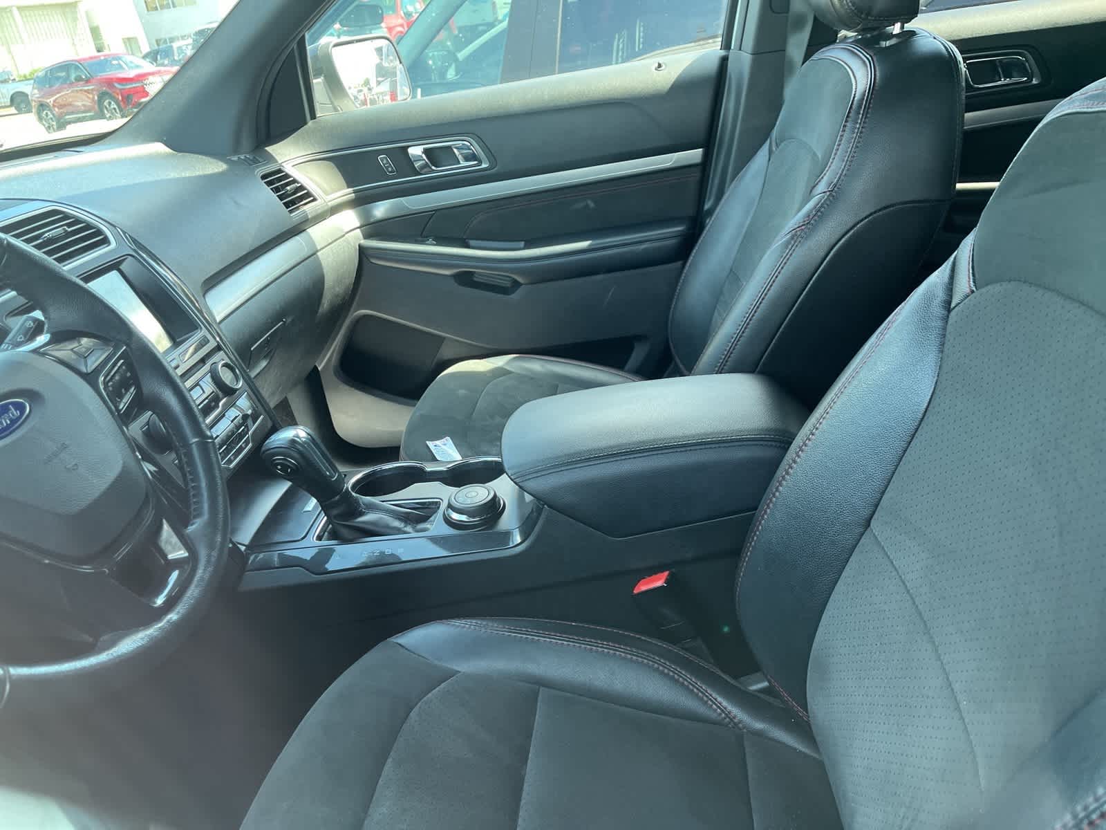 Thumbnail: 2018 Ford Explorer - 24