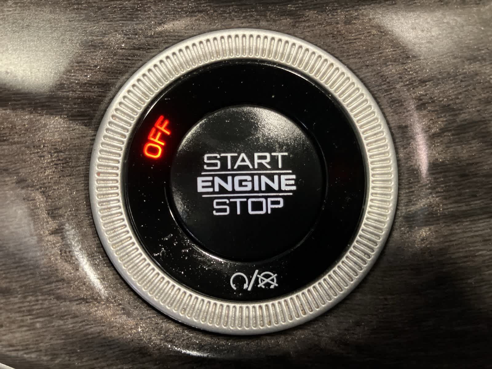 Thumbnail: 2023 Jeep Grand Cherokee - 16