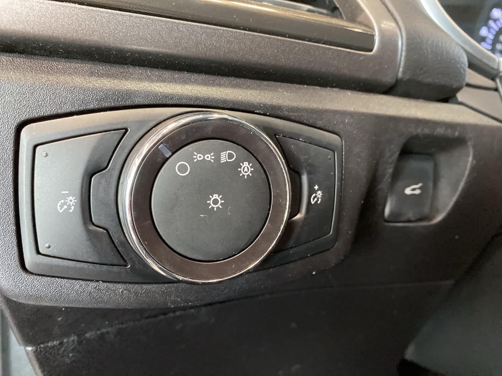 Thumbnail: 2018 Ford Fusion - 19