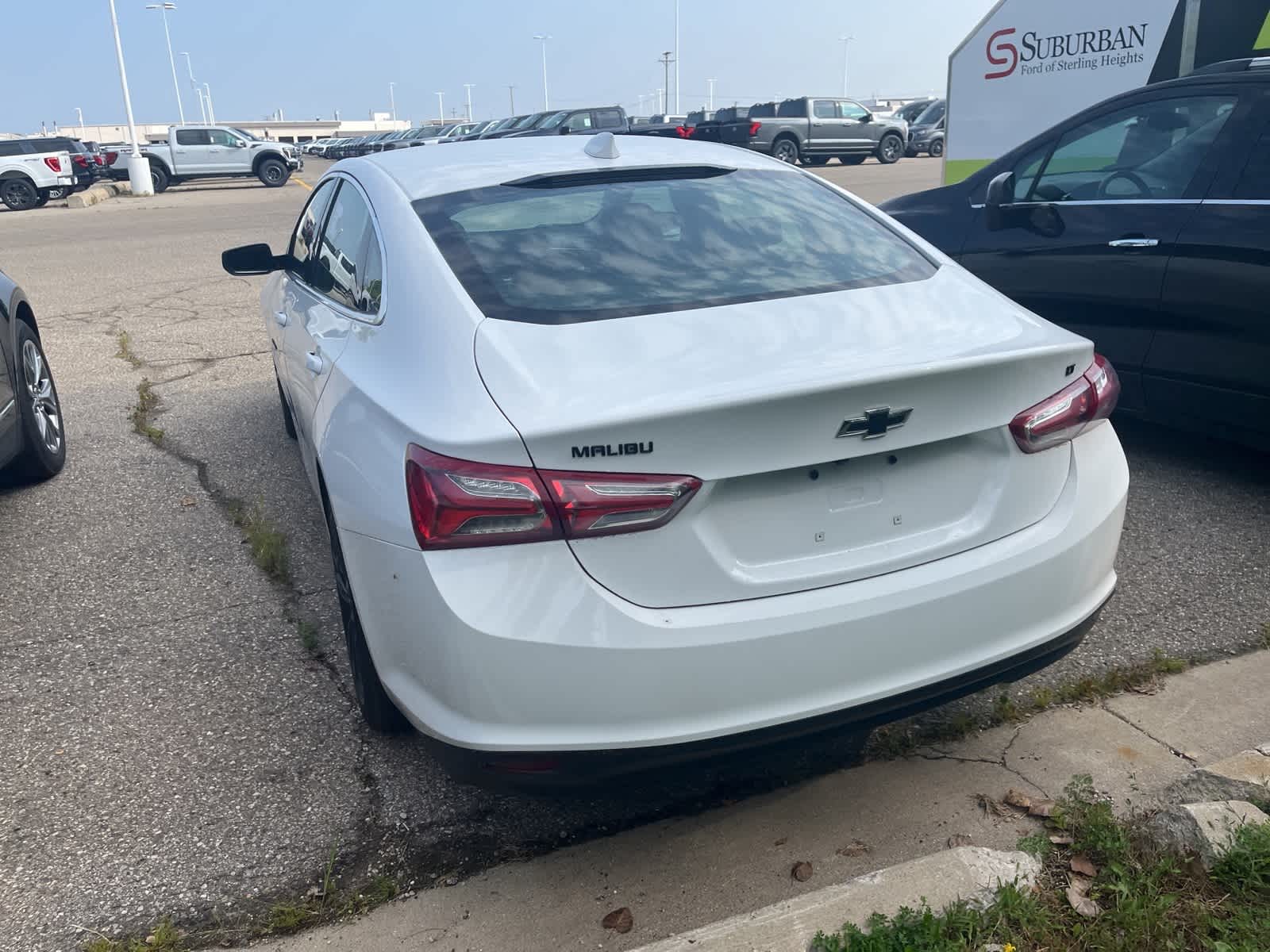 Thumbnail: 2023 Chevrolet Malibu - 10