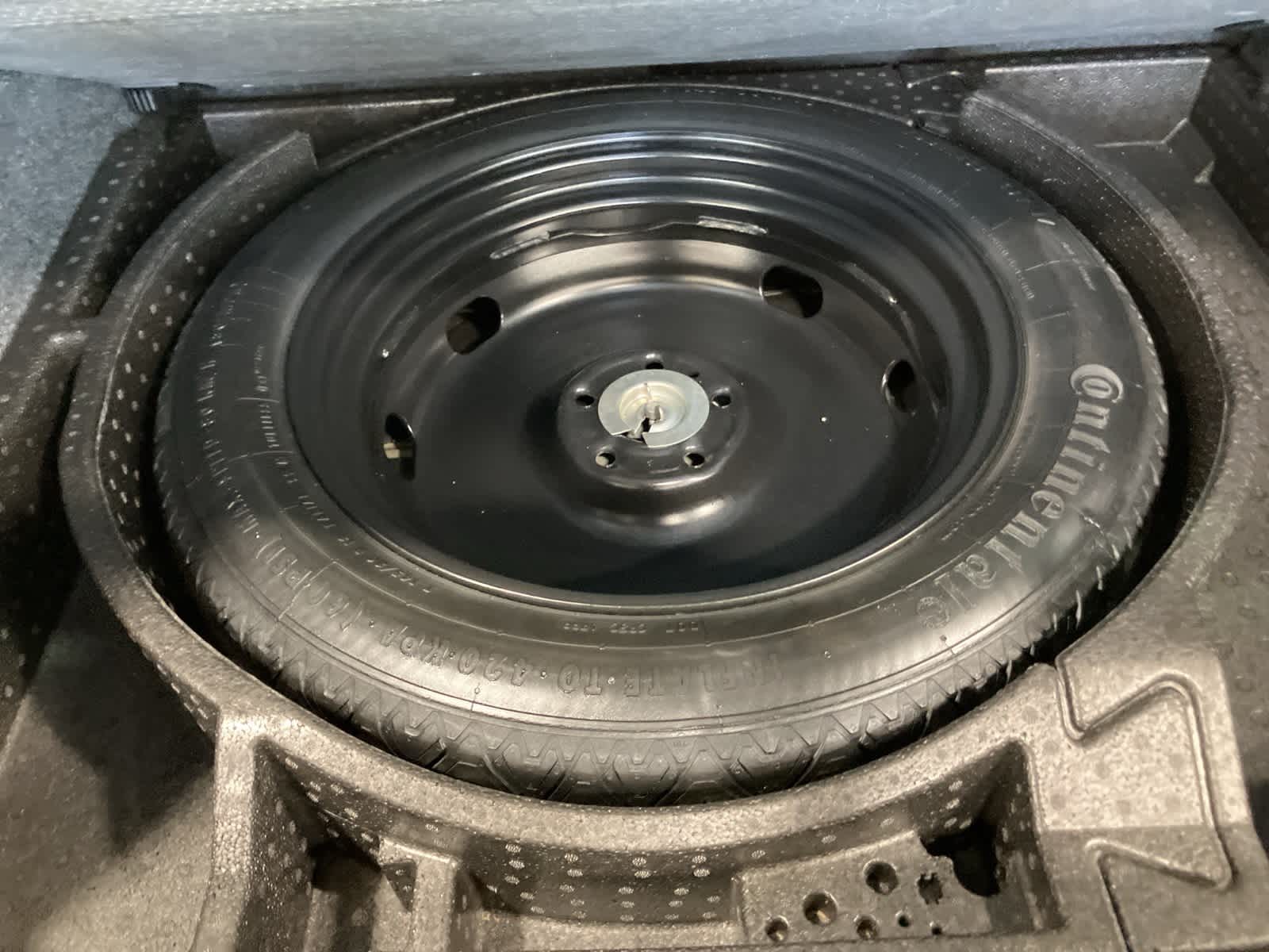 Thumbnail: 2013 Volkswagen Tiguan - 27