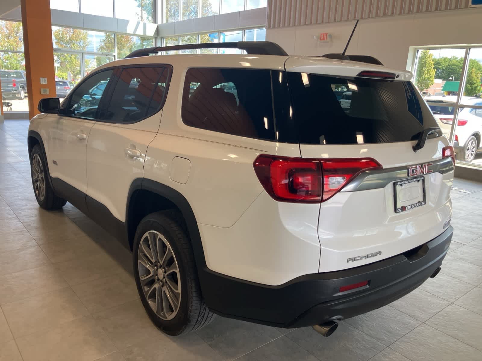 Thumbnail: 2017 GMC Acadia - 7
