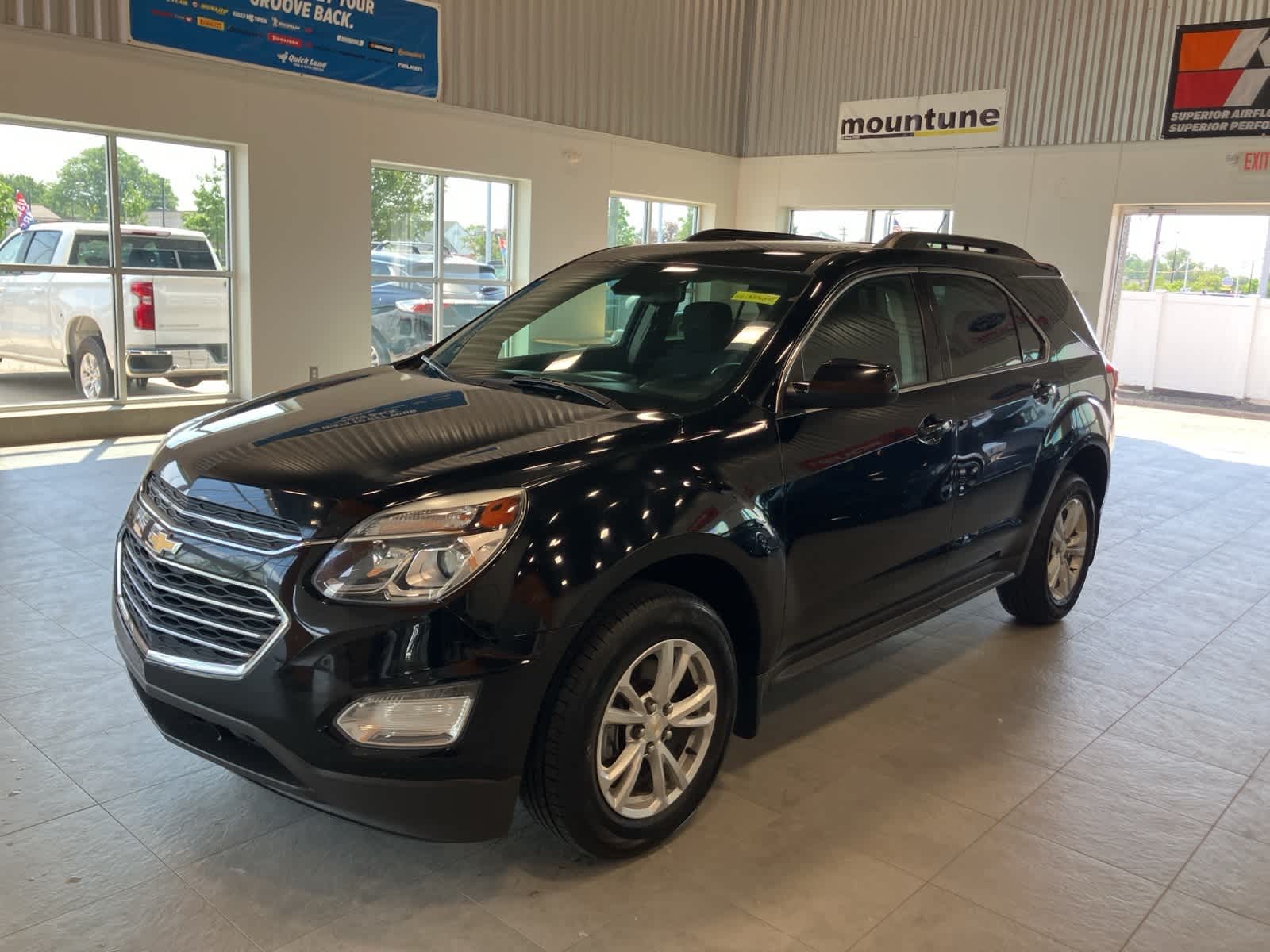 2017 Chevrolet Equinox LT -
                  Sterling Heights, MI