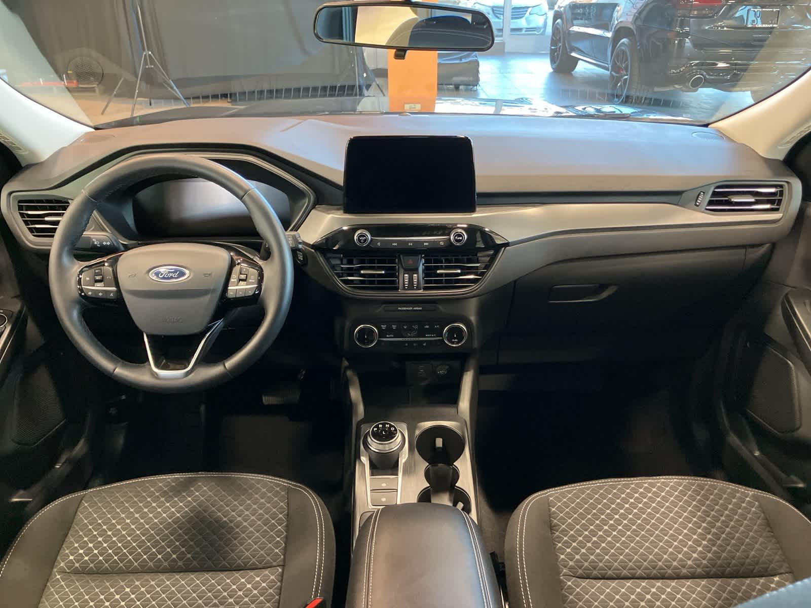 Thumbnail: 2023 Ford Escape - 24