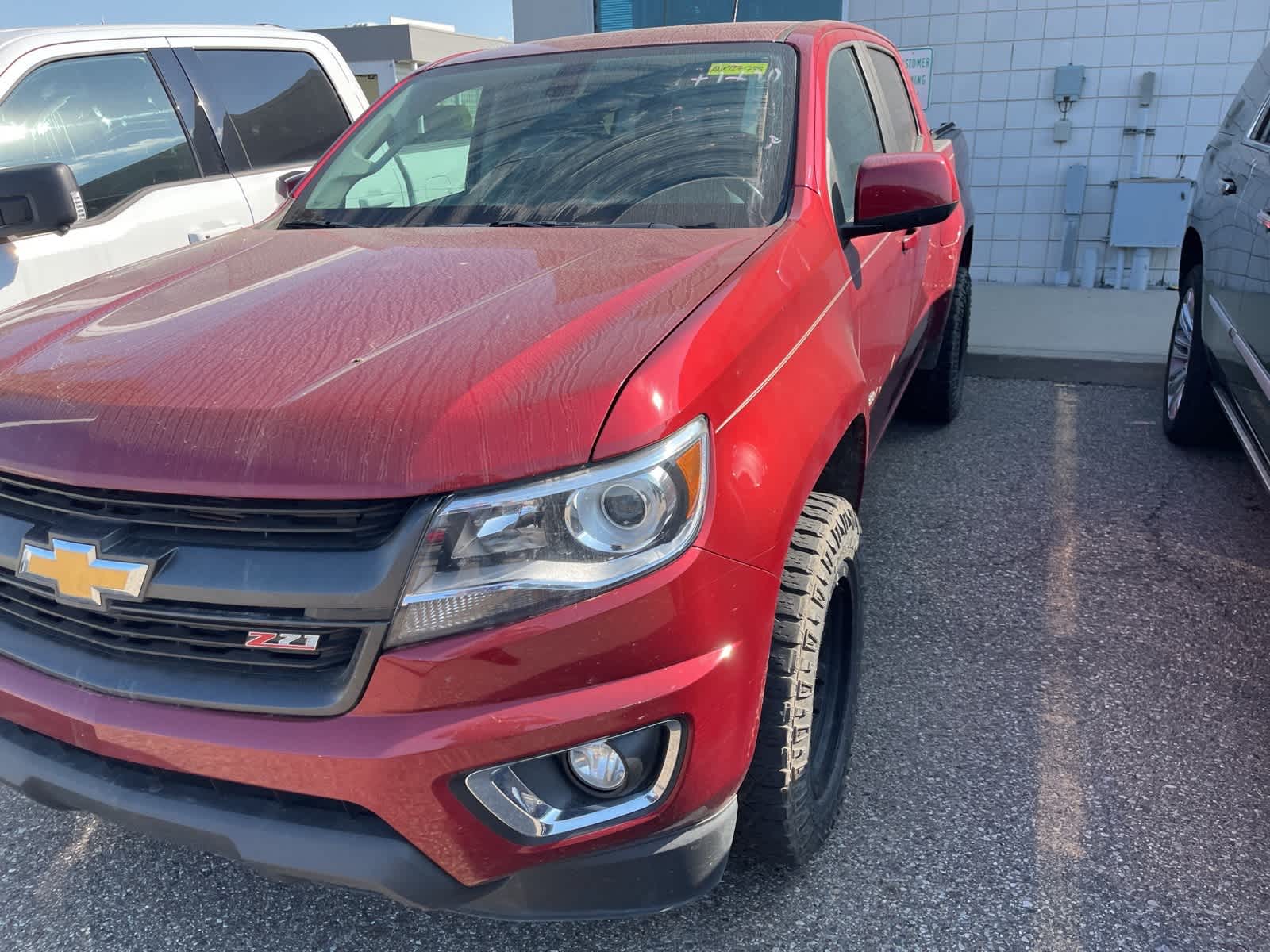 Thumbnail: 2019 Chevrolet Colorado - 4