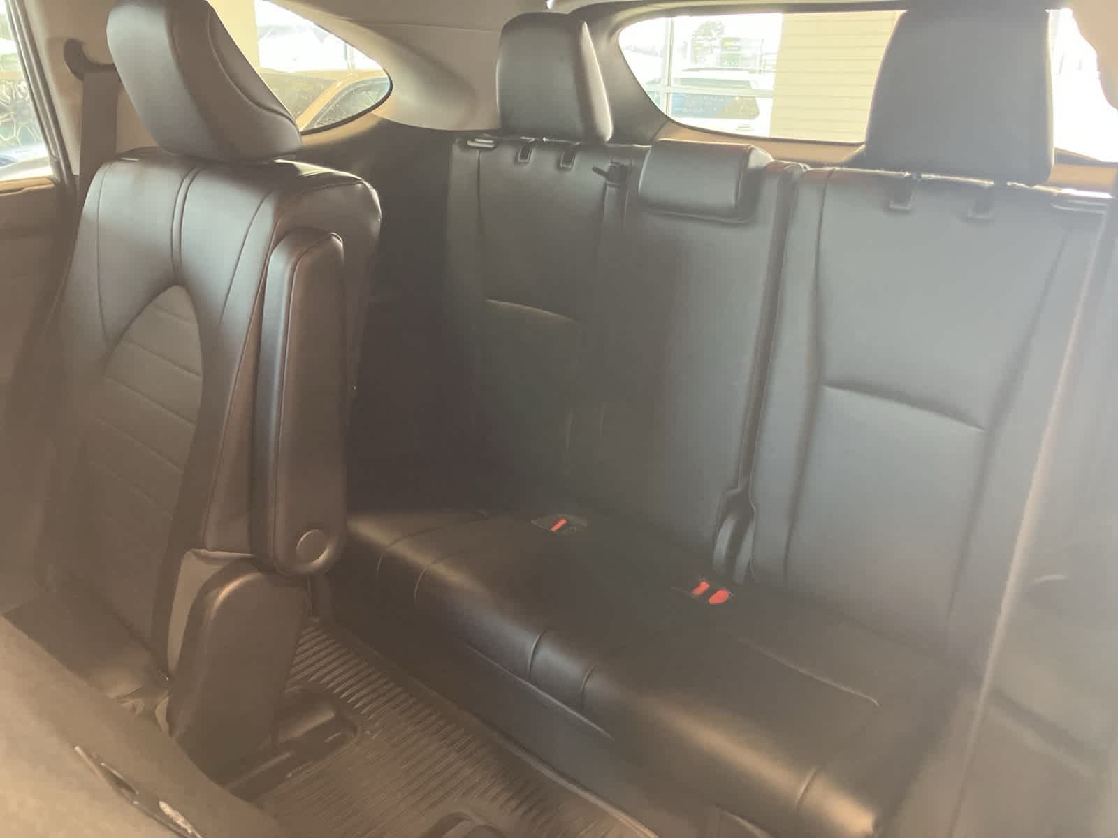 Thumbnail: 2023 Toyota Highlander - 29