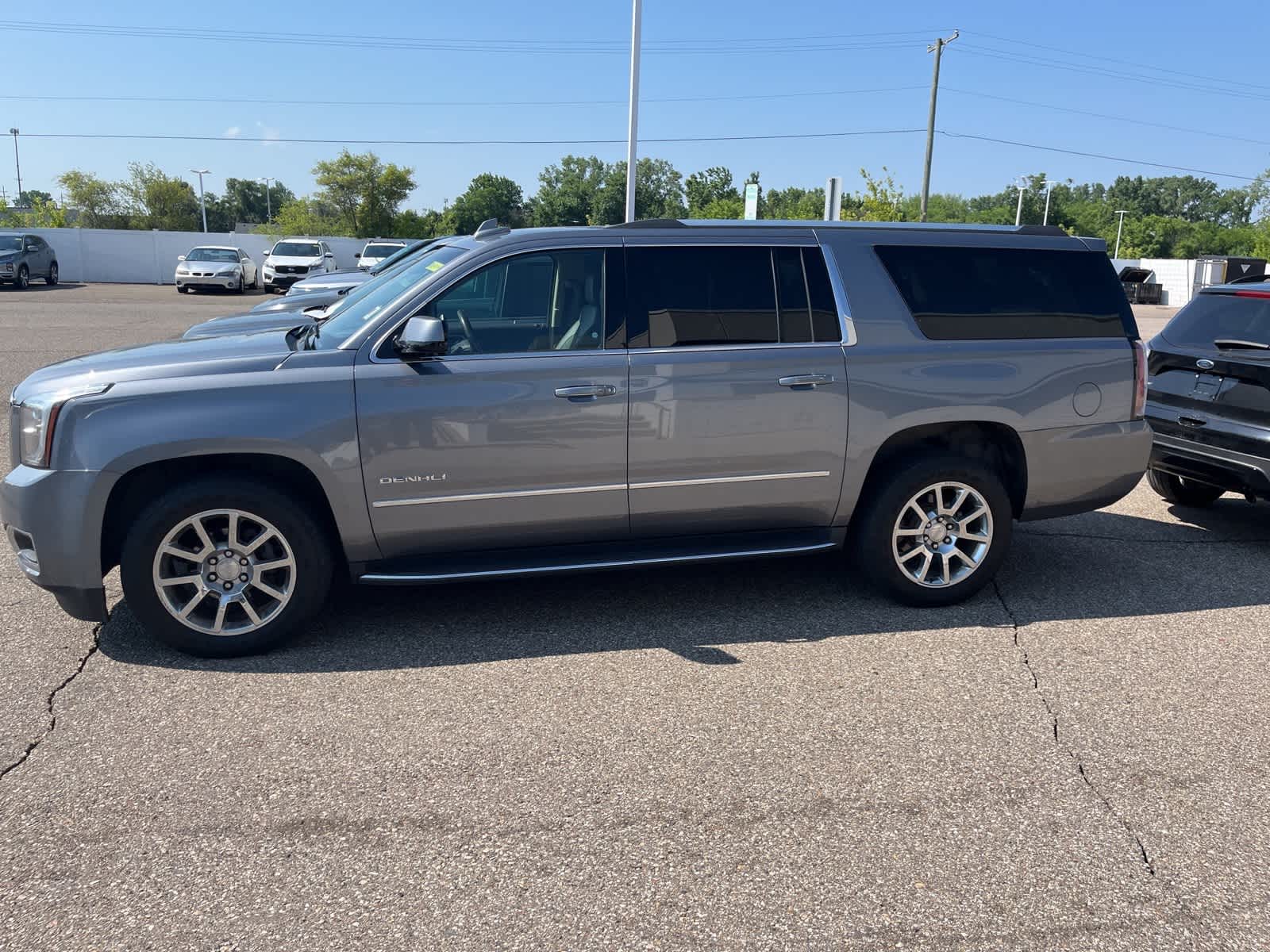 Thumbnail: 2018 GMC Yukon XL - 5