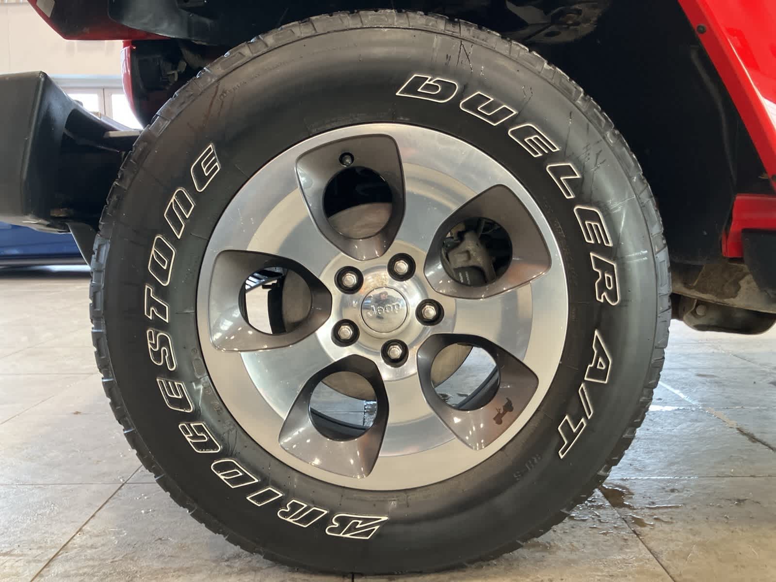 Thumbnail: 2017 Jeep Wrangler - 9