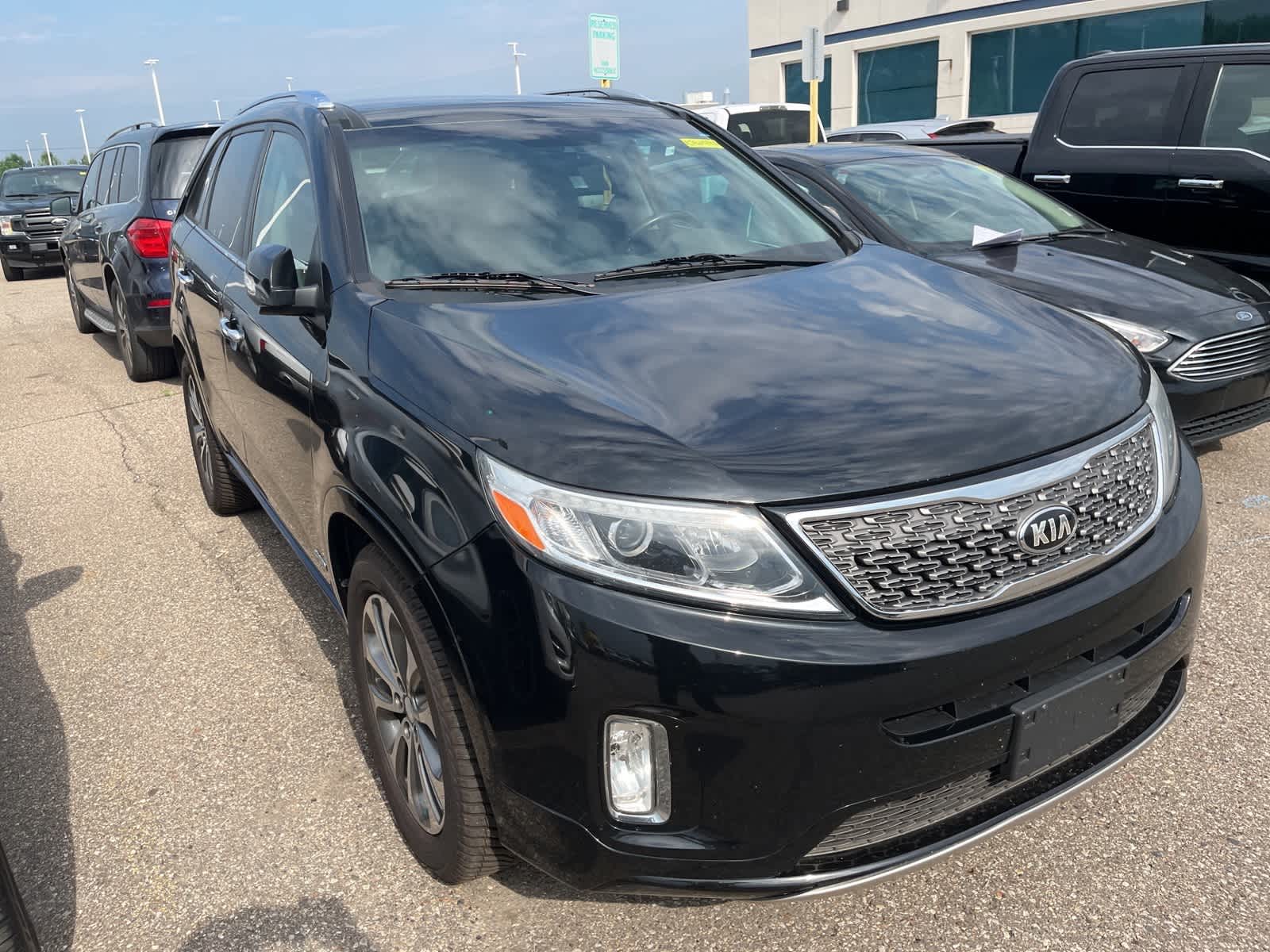 Thumbnail: 2015 Kia Sorento - 19