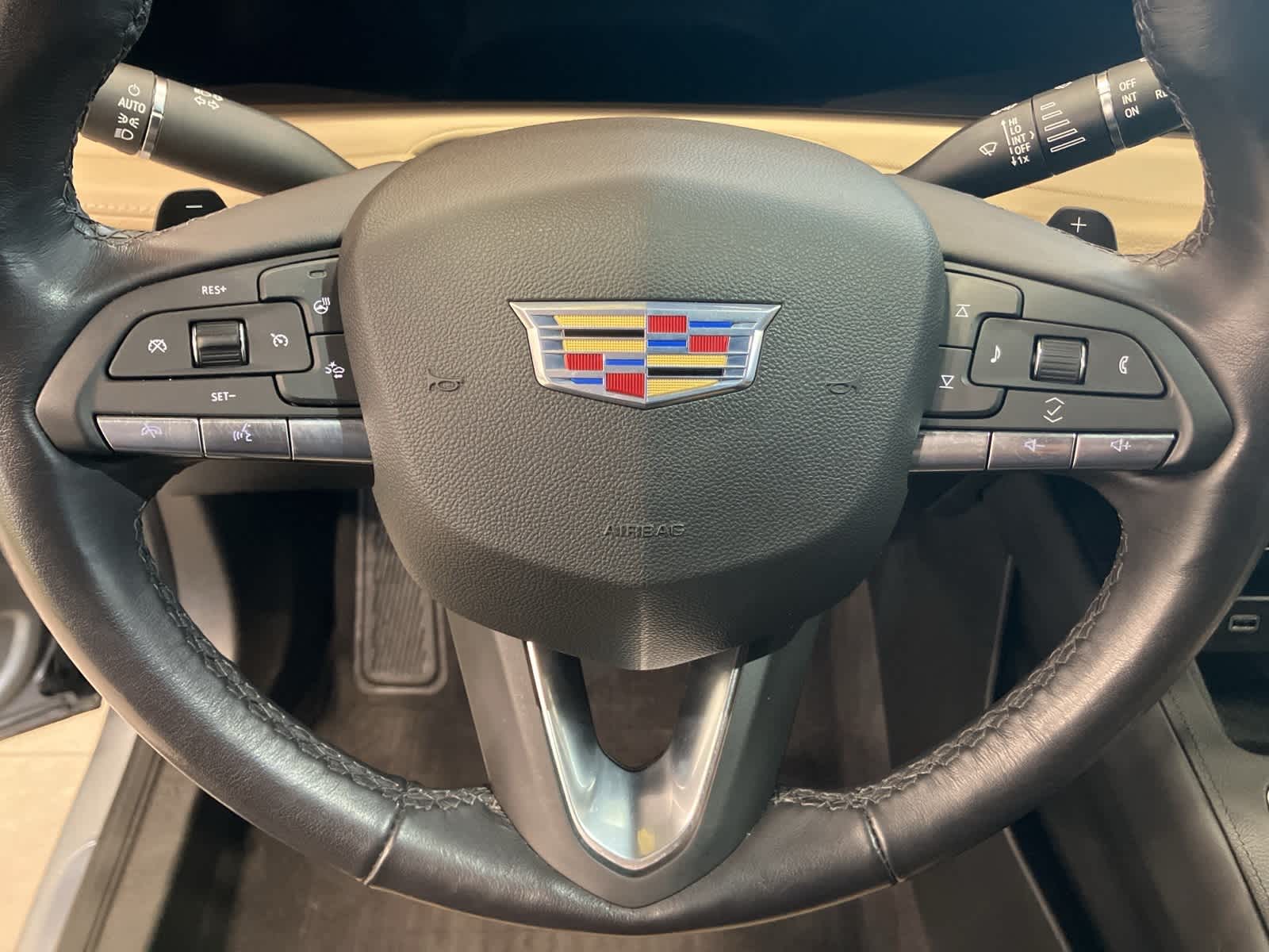 Thumbnail: 2024 Cadillac XT4 - 14