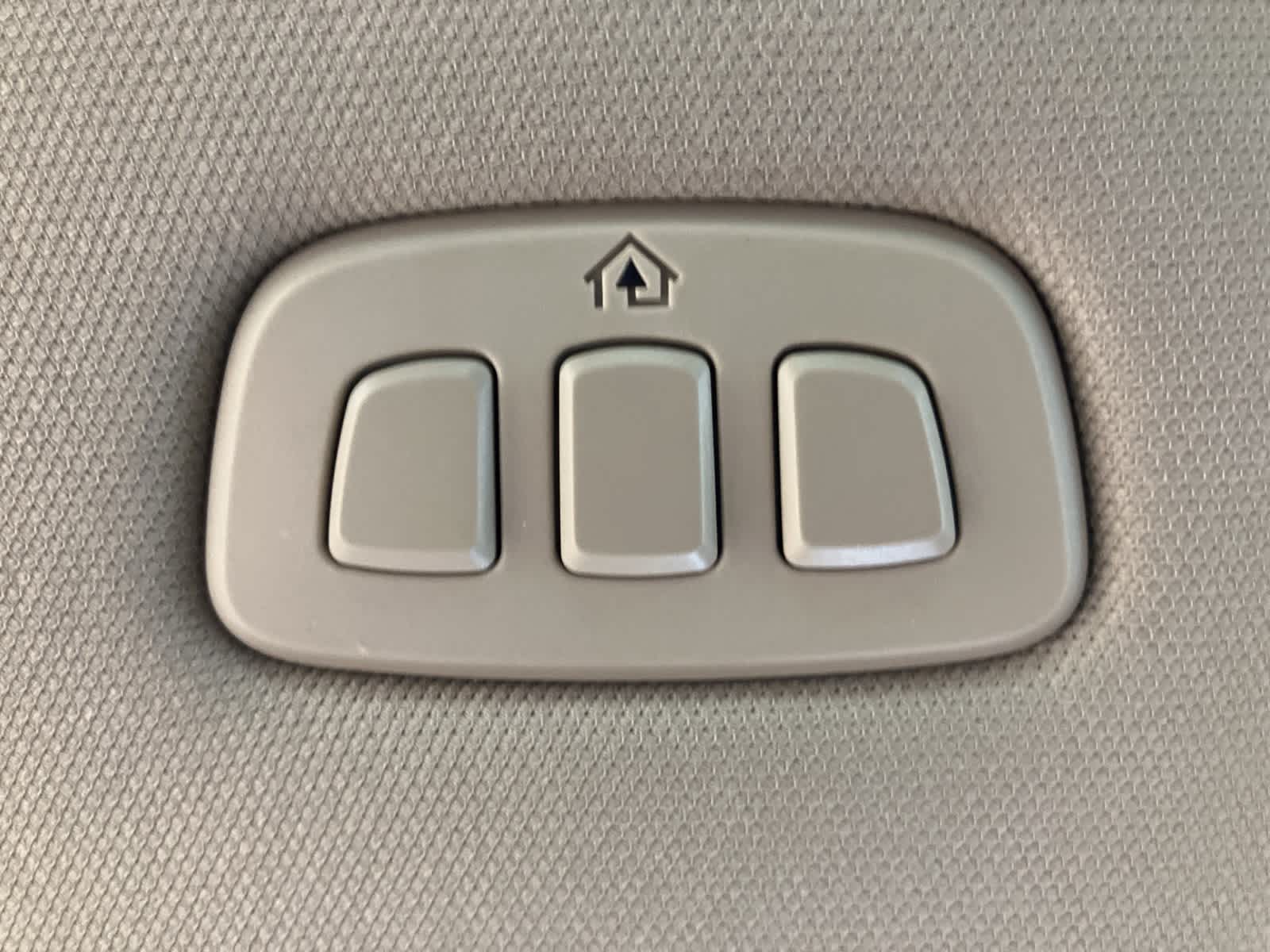 Thumbnail: 2024 Lincoln Nautilus - 28