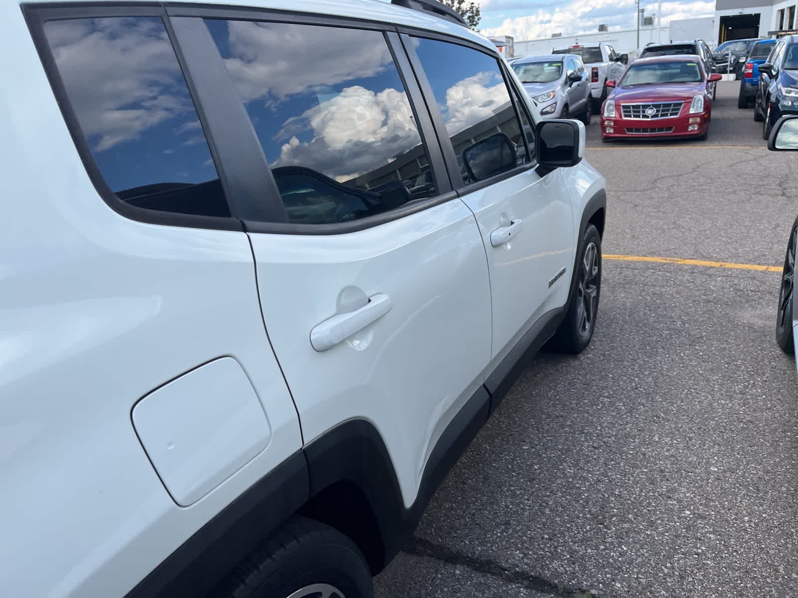 Thumbnail: 2015 Jeep Renegade - 14
