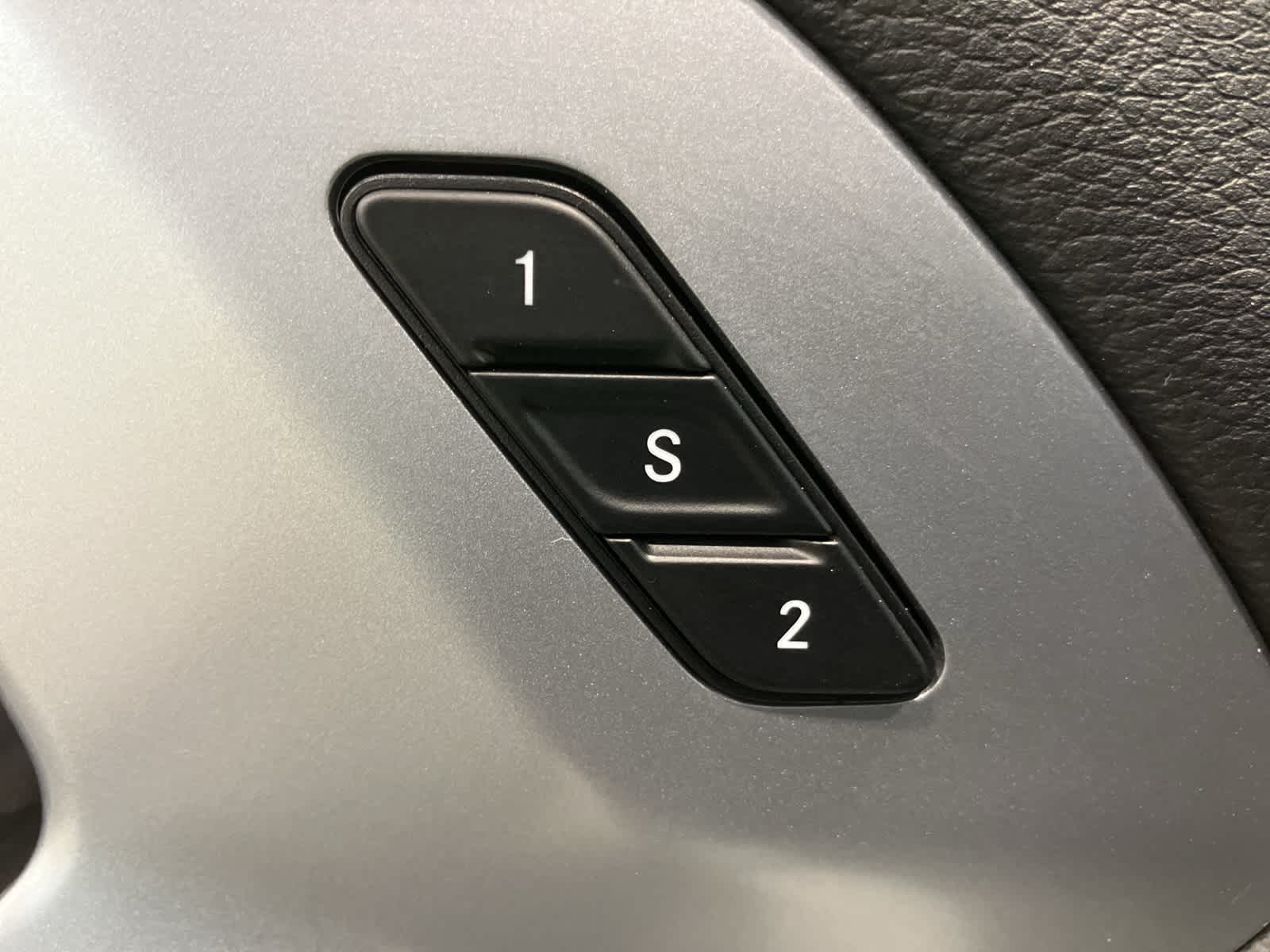 Thumbnail: 2026 Chrysler Pacifica - 15