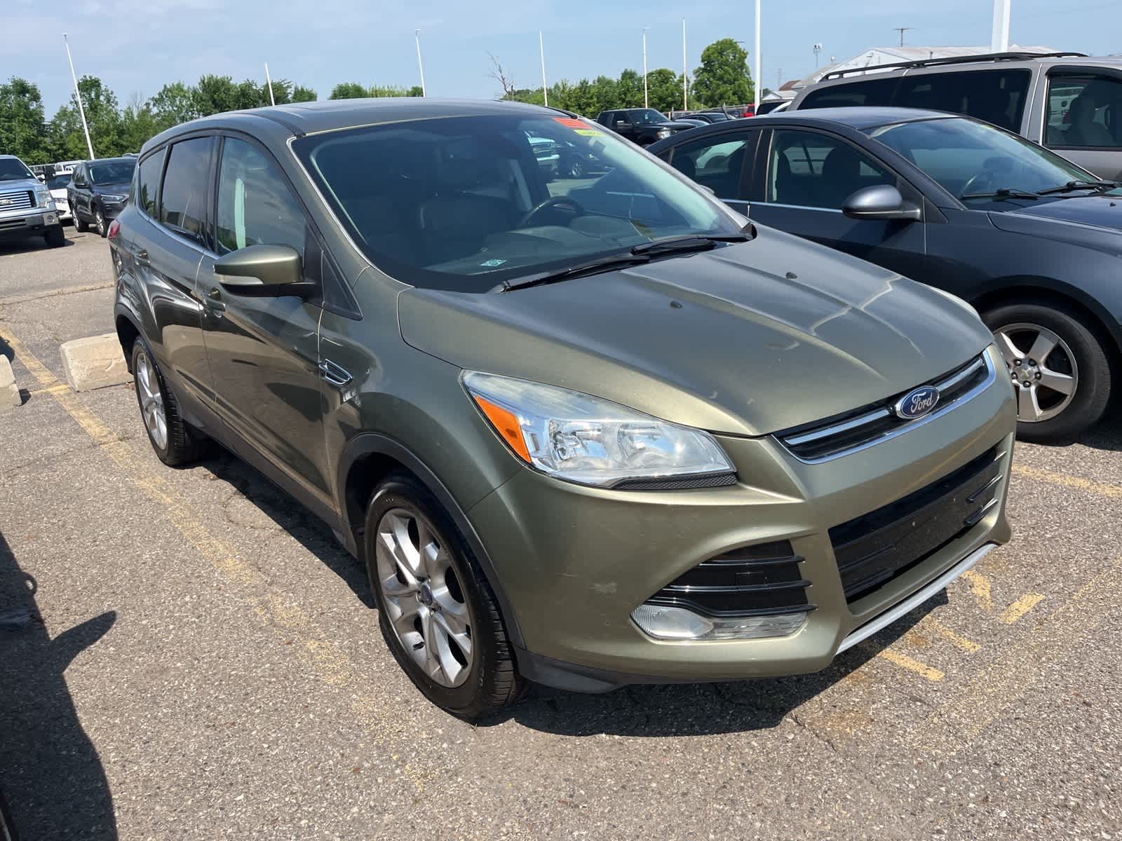 Thumbnail: 2013 Ford Escape - 17