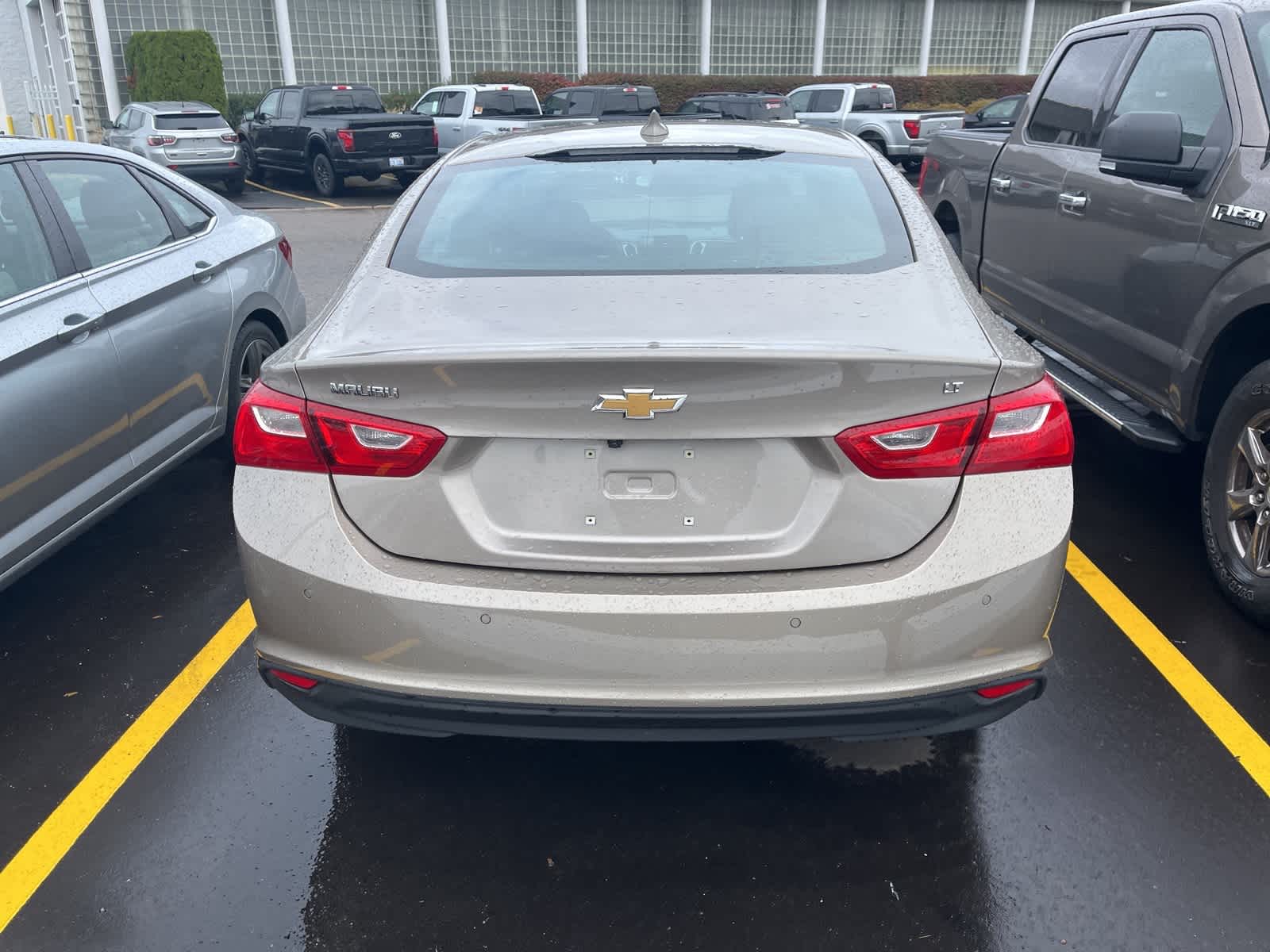Thumbnail: 2024 Chevrolet Malibu - 11