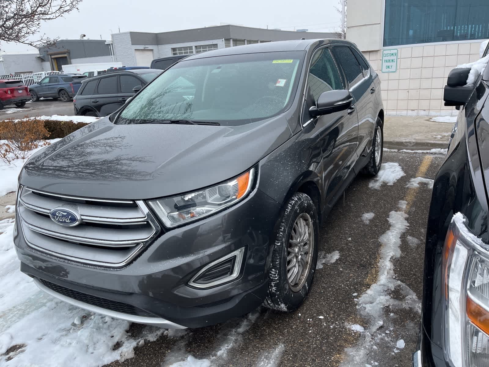 Thumbnail: 2015 Ford Edge - 3