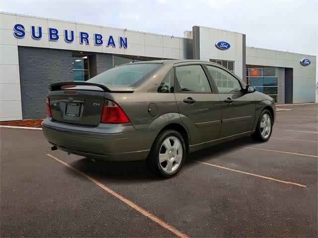 Thumbnail: 2005 Ford Focus - 8