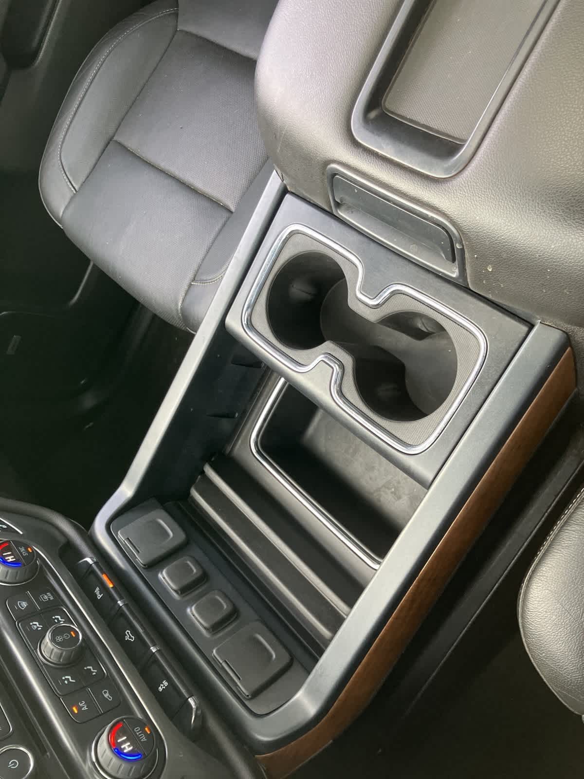 Thumbnail: 2015 Chevrolet Silverado 1500 - 14