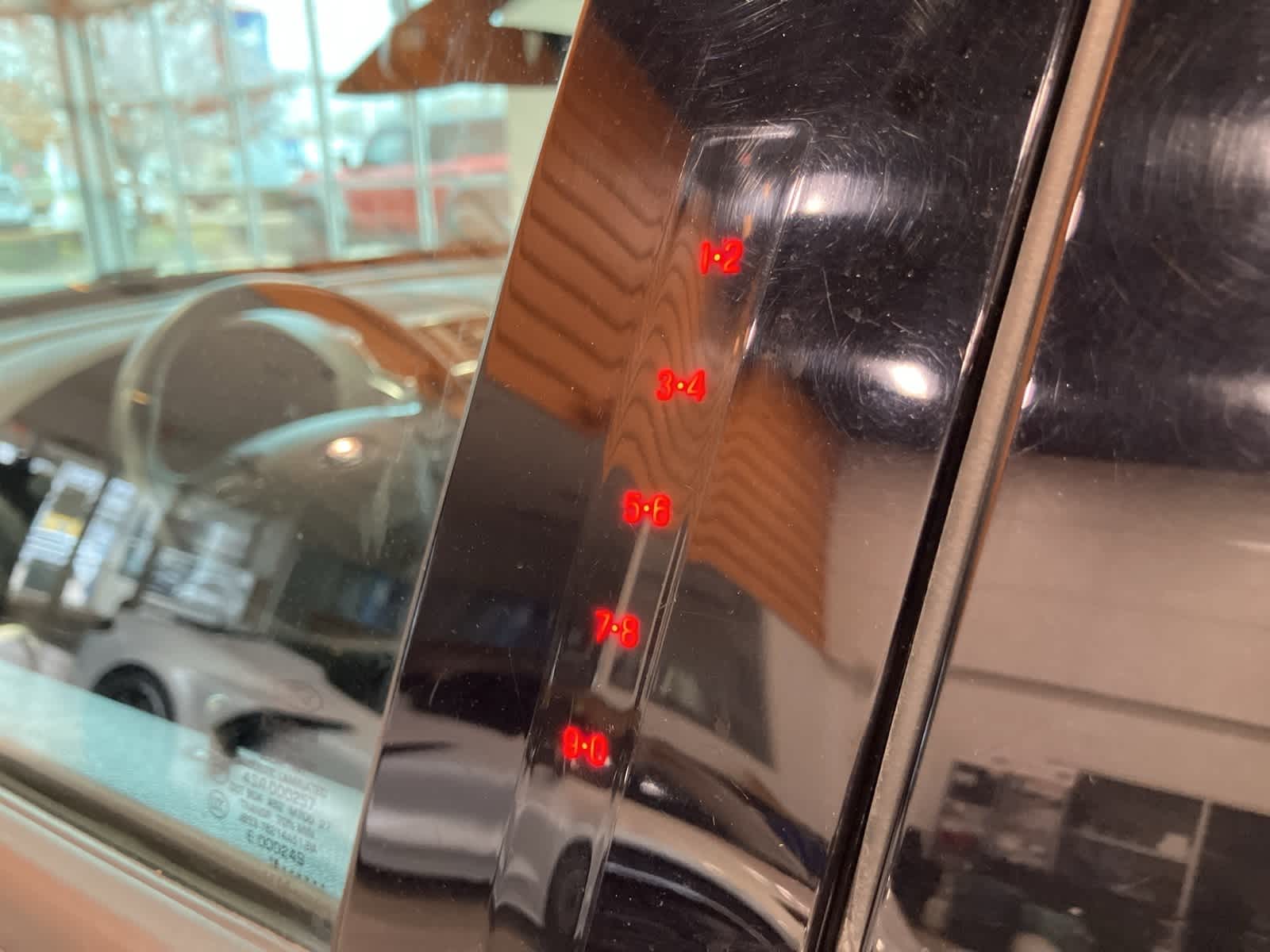 Thumbnail: 2018 Ford Explorer - 10