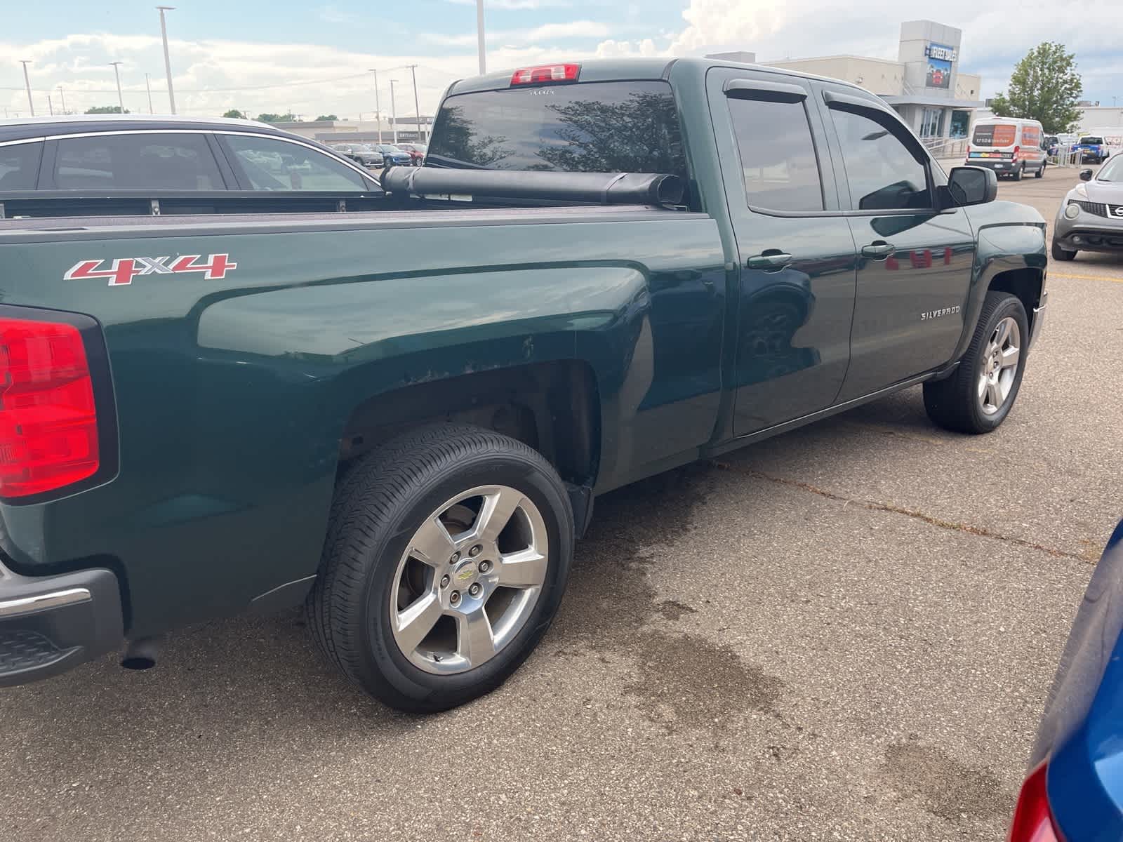 Thumbnail: 2014 Chevrolet Silverado 1500 - 12