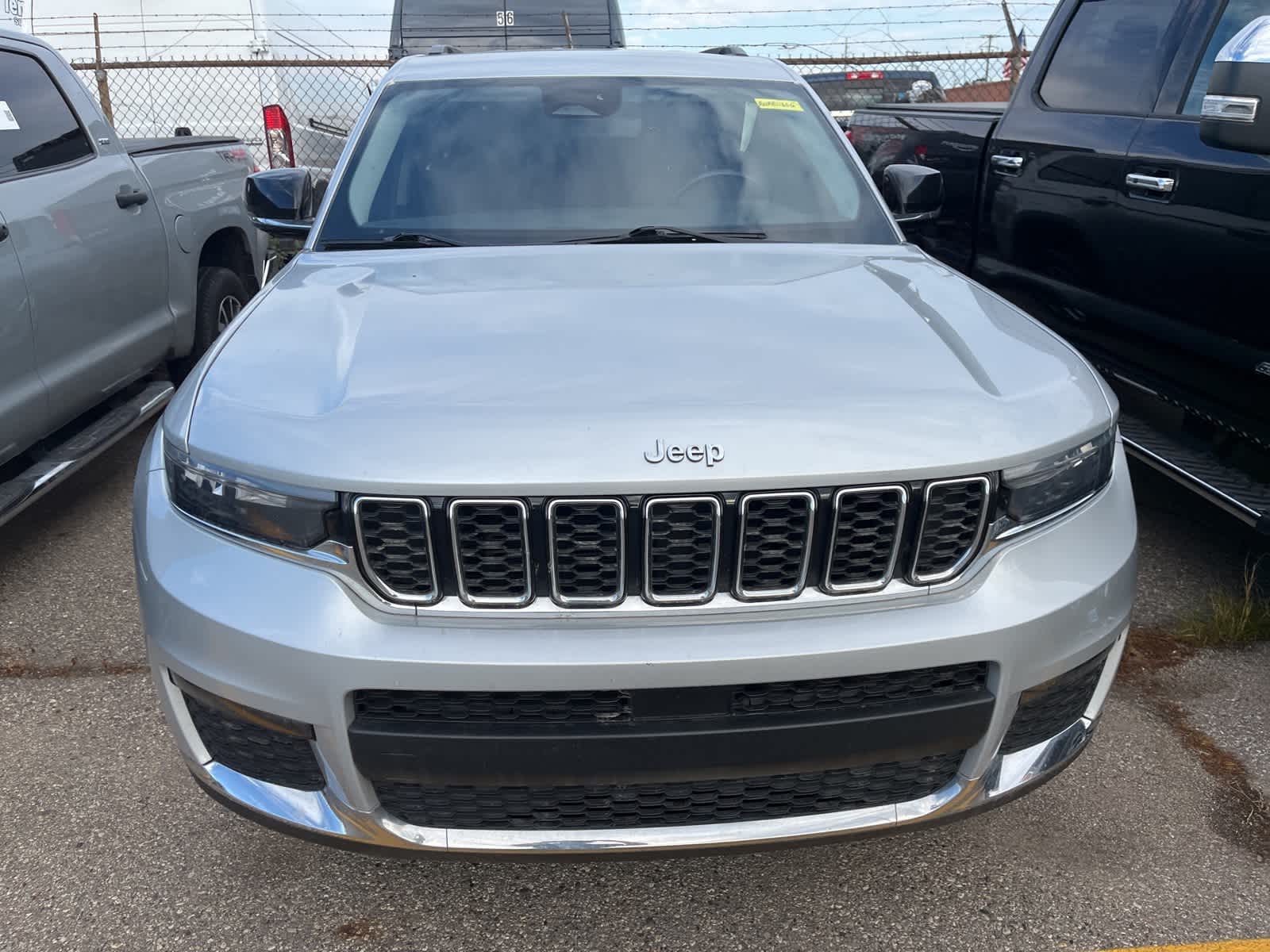 Thumbnail: 2021 Jeep Grand Cherokee L - 21