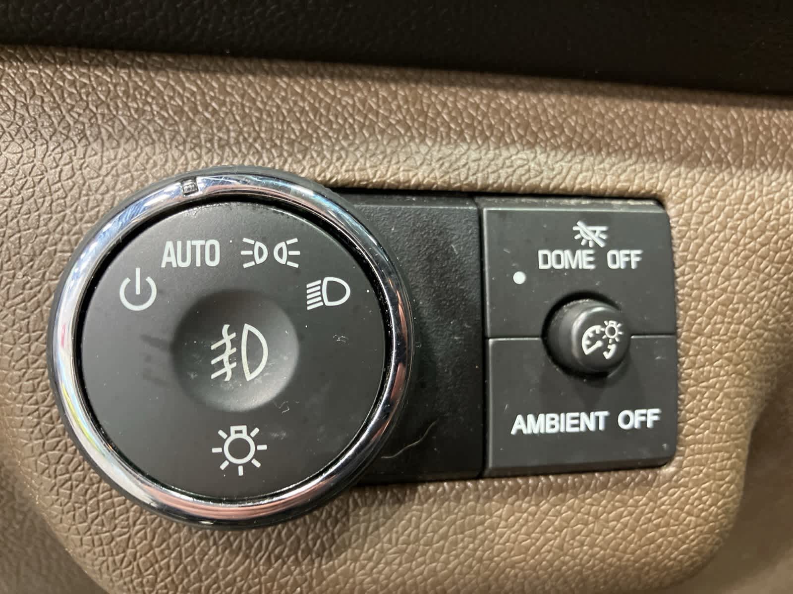 Thumbnail: 2013 GMC Acadia - 16