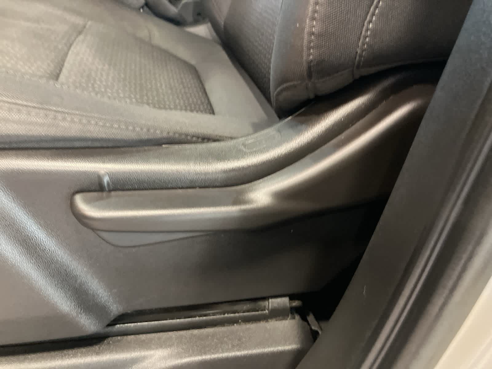 Thumbnail: 2020 Chevrolet Silverado 1500 - 11