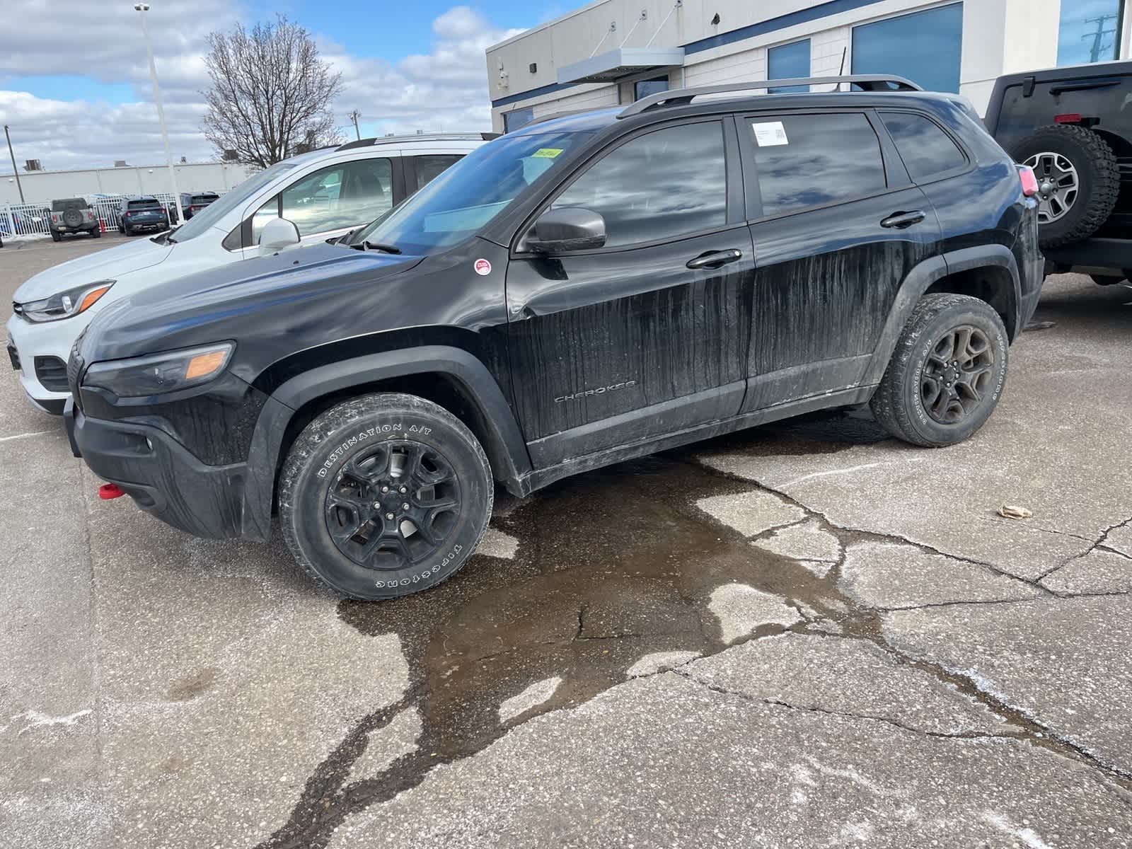Thumbnail: 2021 Jeep Cherokee - 7
