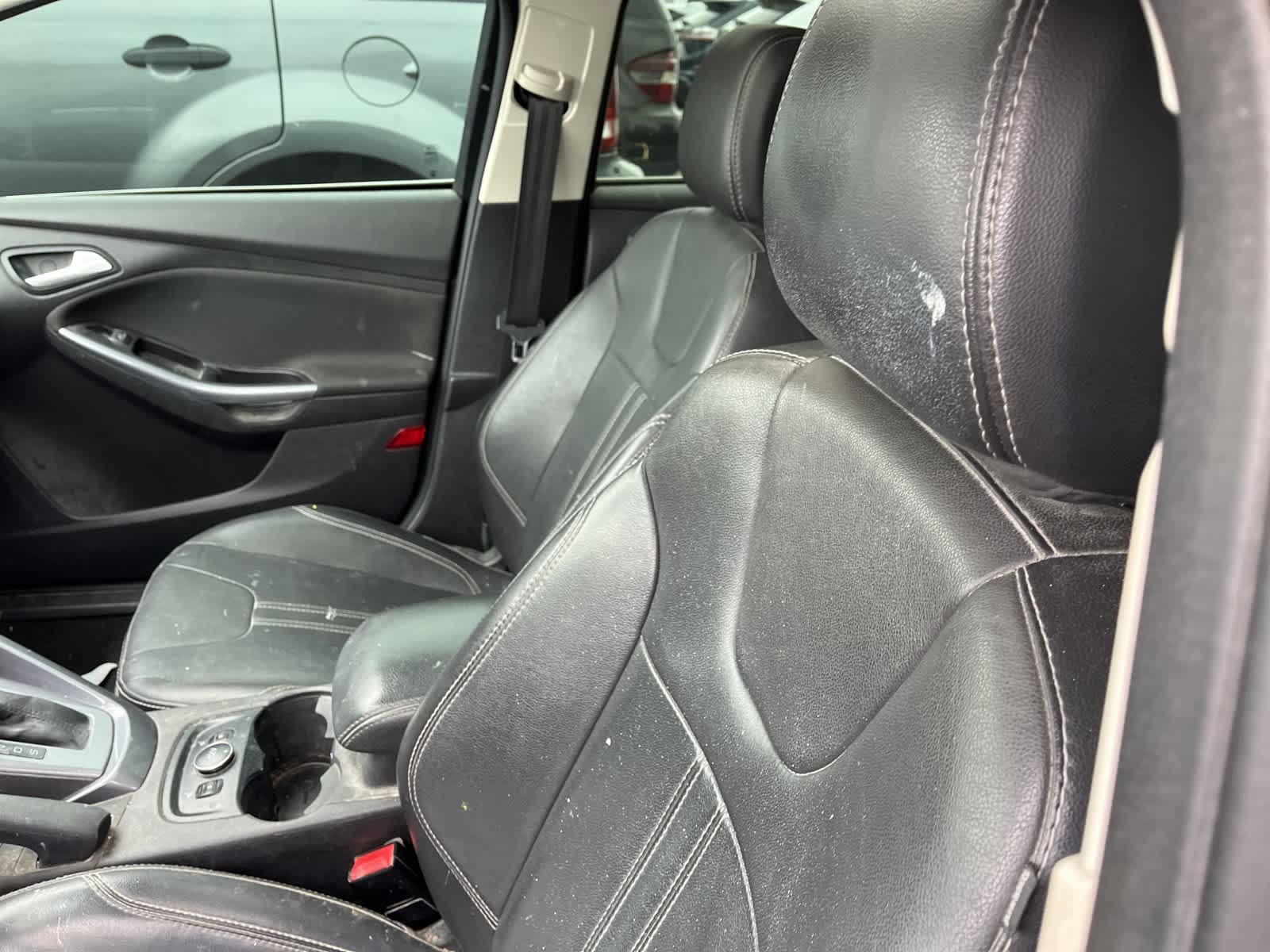 Thumbnail: 2014 Ford Focus - 22