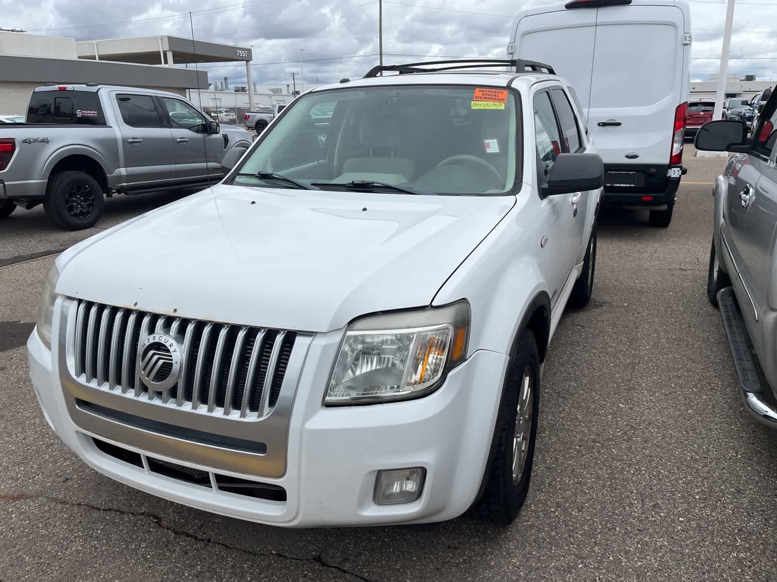 Thumbnail: 2008 Mercury Mariner - 4