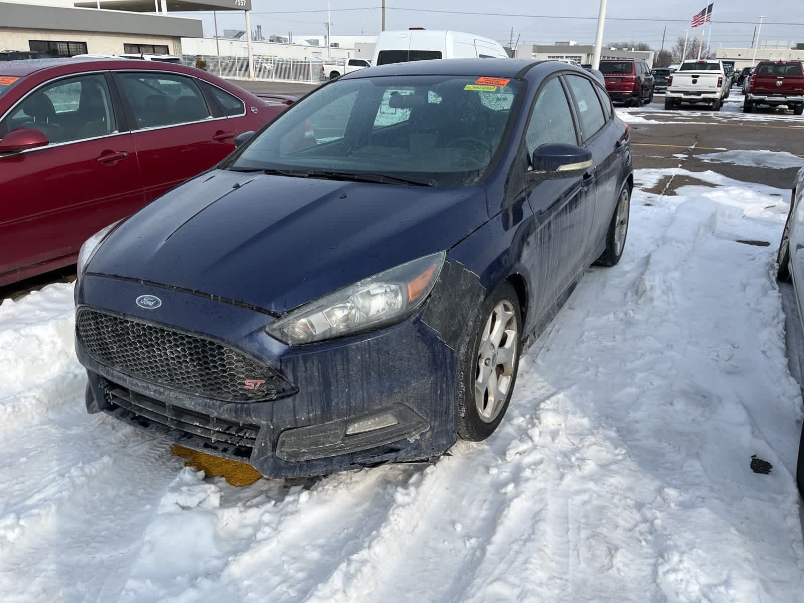 Thumbnail: 2017 Ford Focus - 2